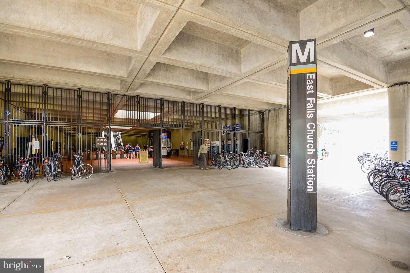 FALLS STATION - Residential Lease