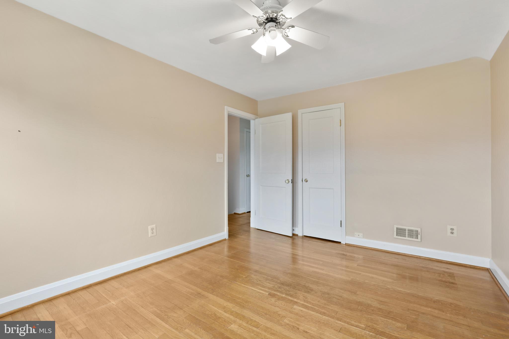 KNETTISHALL - Residential Lease