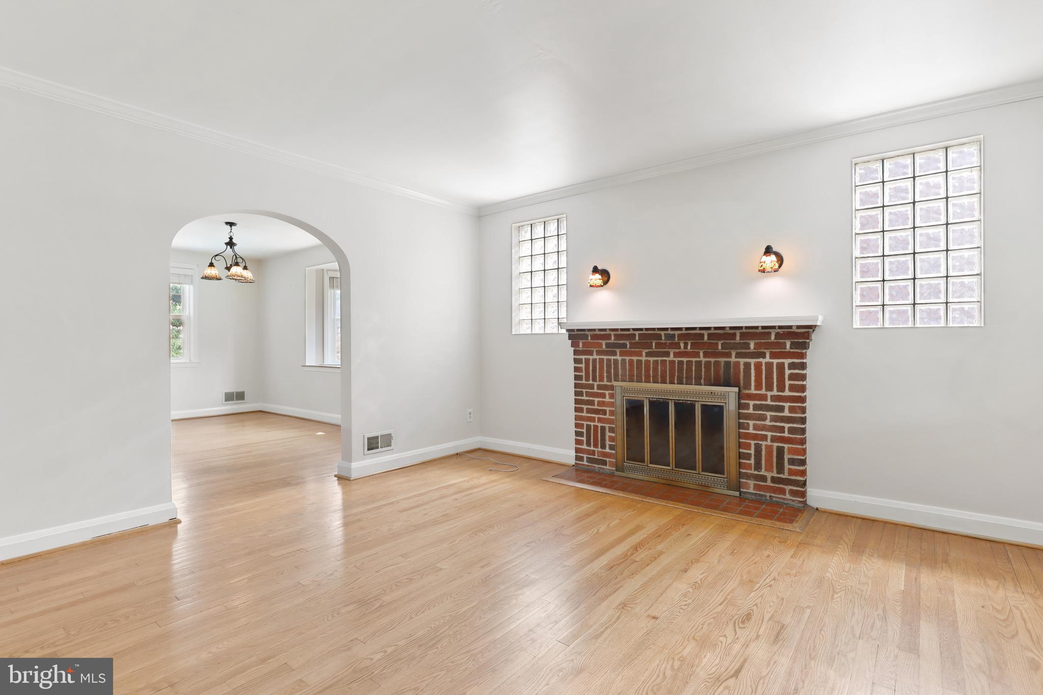 KNETTISHALL - Residential Lease