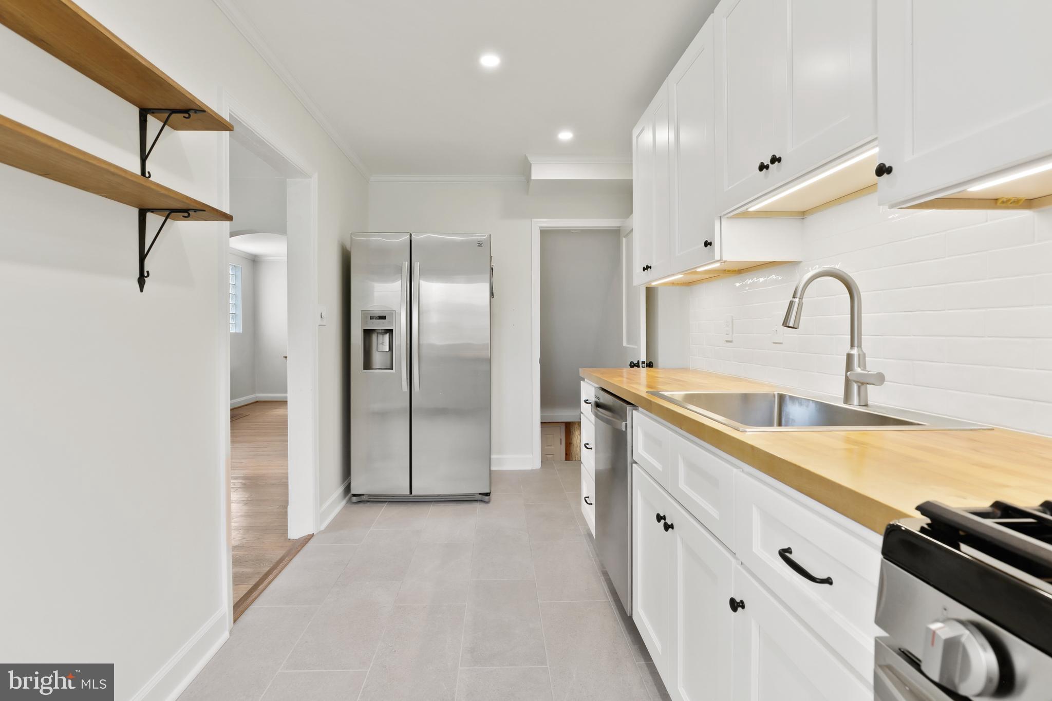 KNETTISHALL - Residential Lease