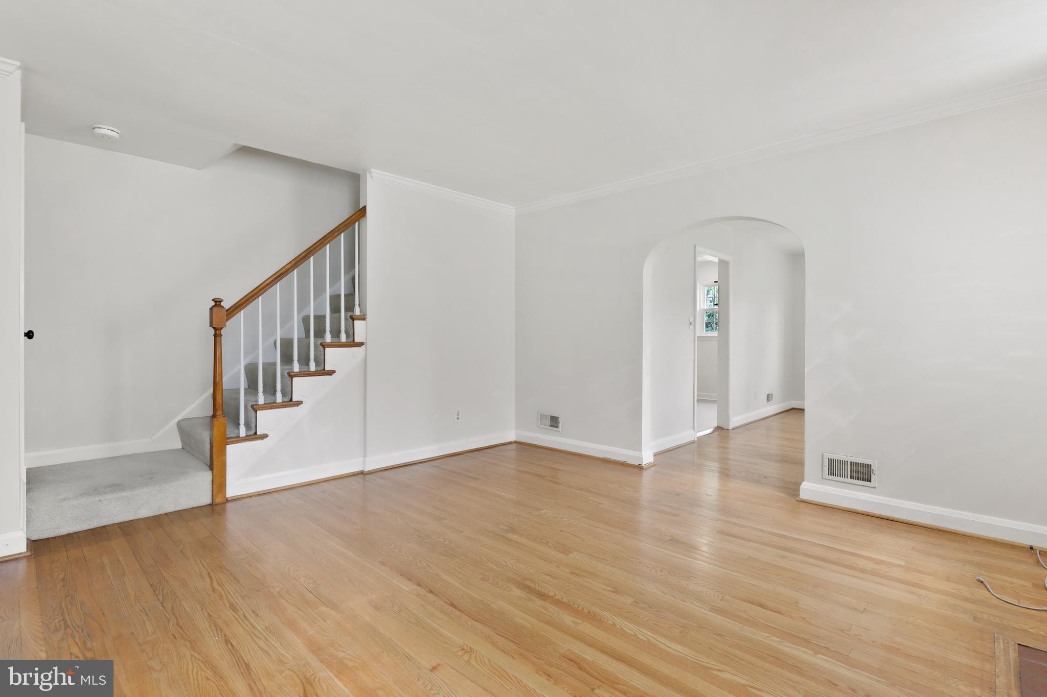 KNETTISHALL - Residential Lease