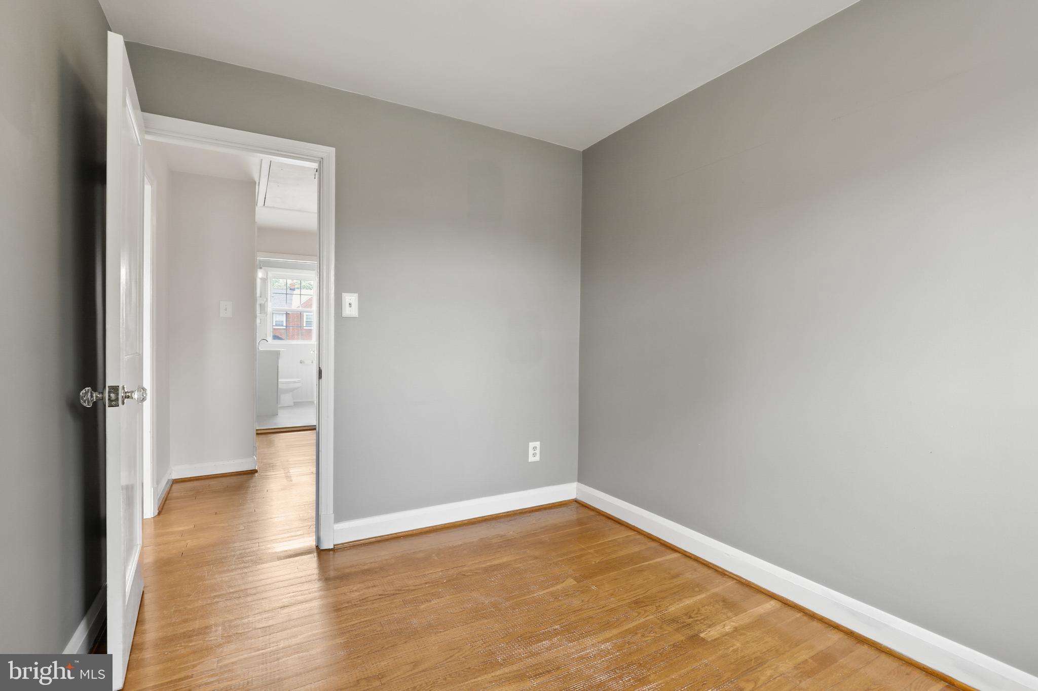 KNETTISHALL - Residential Lease