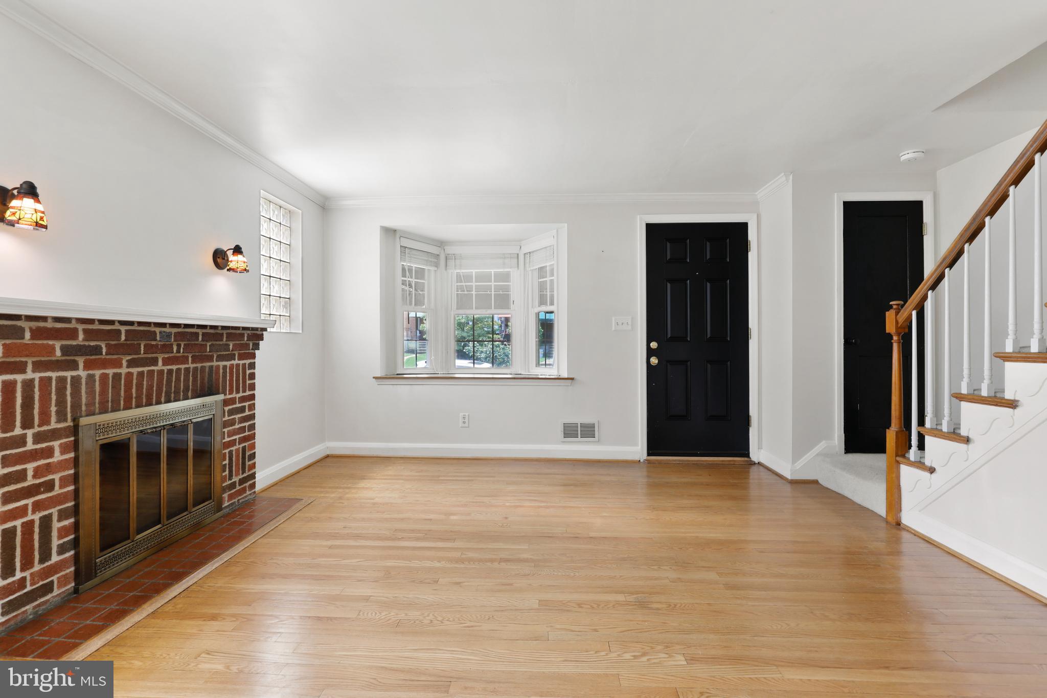 KNETTISHALL - Residential Lease