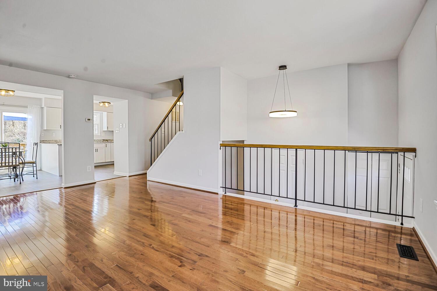 7319 RHONDDA DRIVE