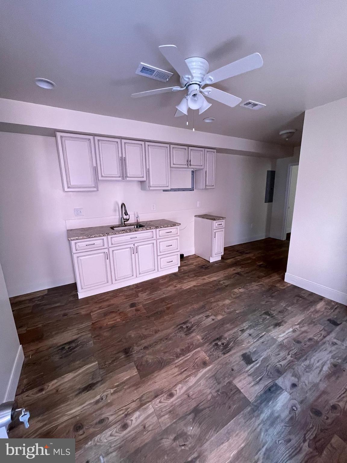 BROADWAY EAST - Residential Income