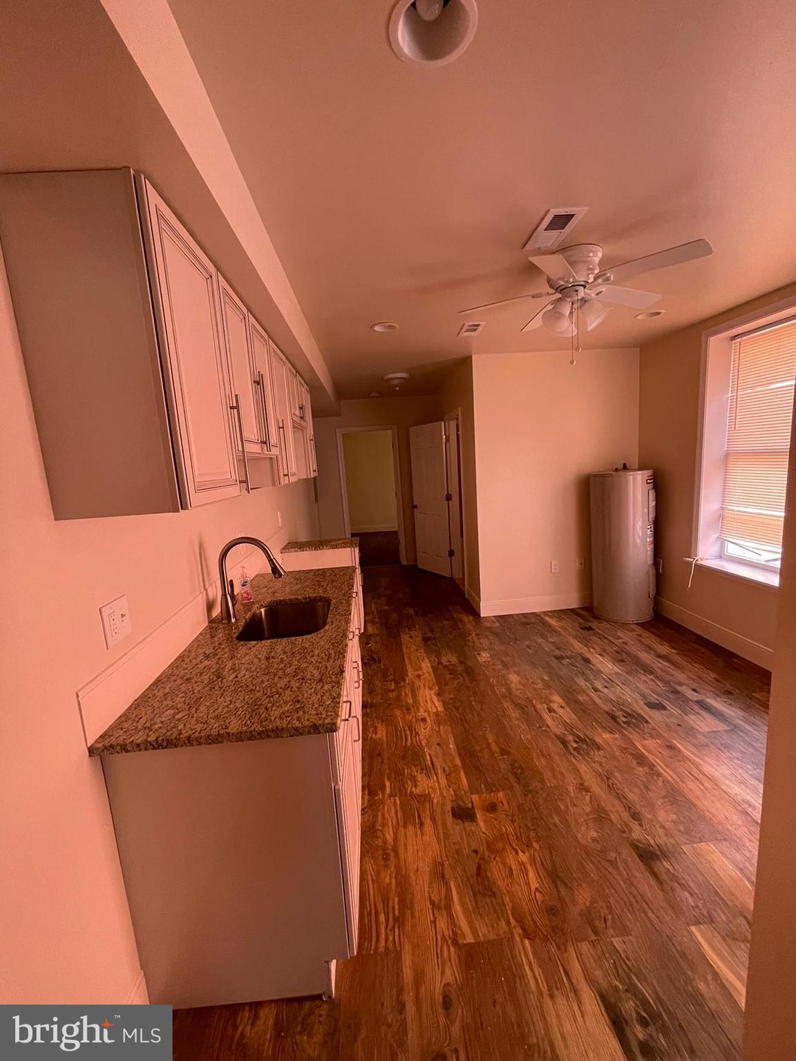 BROADWAY EAST - Residential Income