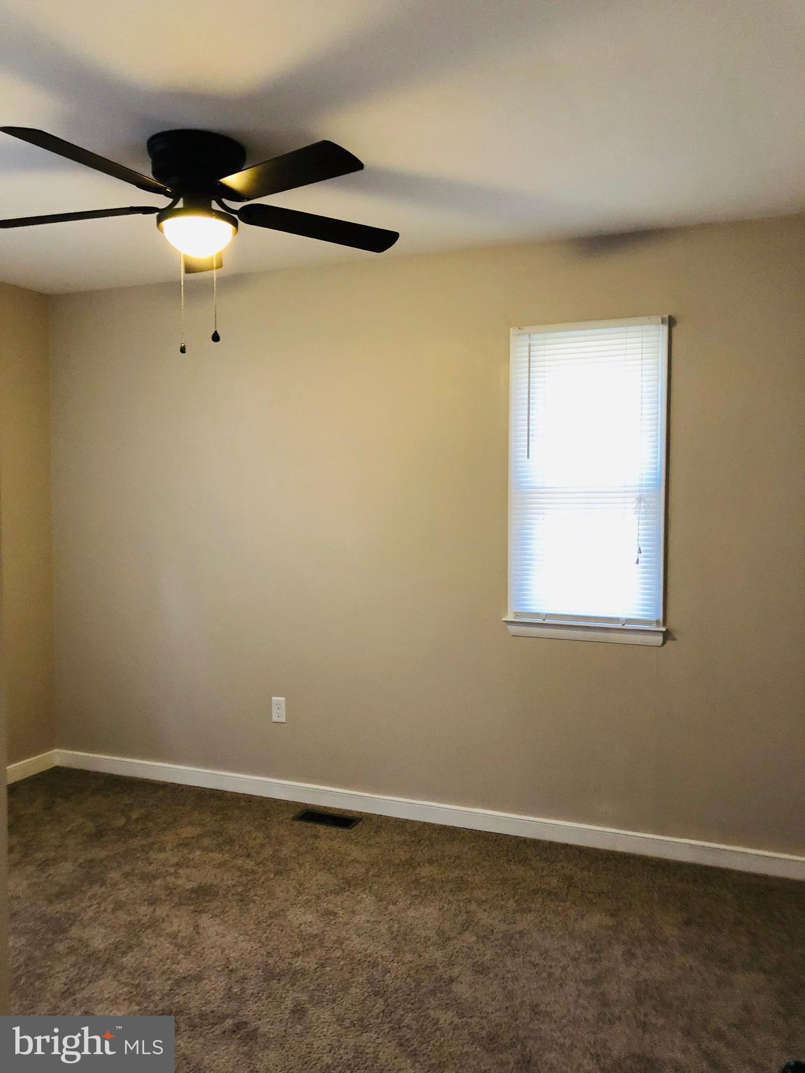 LAKE CAROLINE - Residential Lease