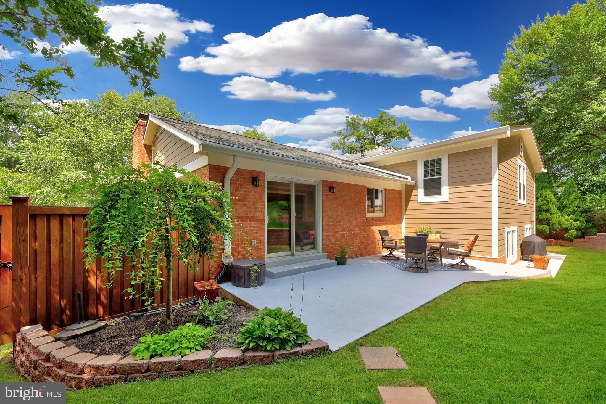 MANTUA HILLS - Residential