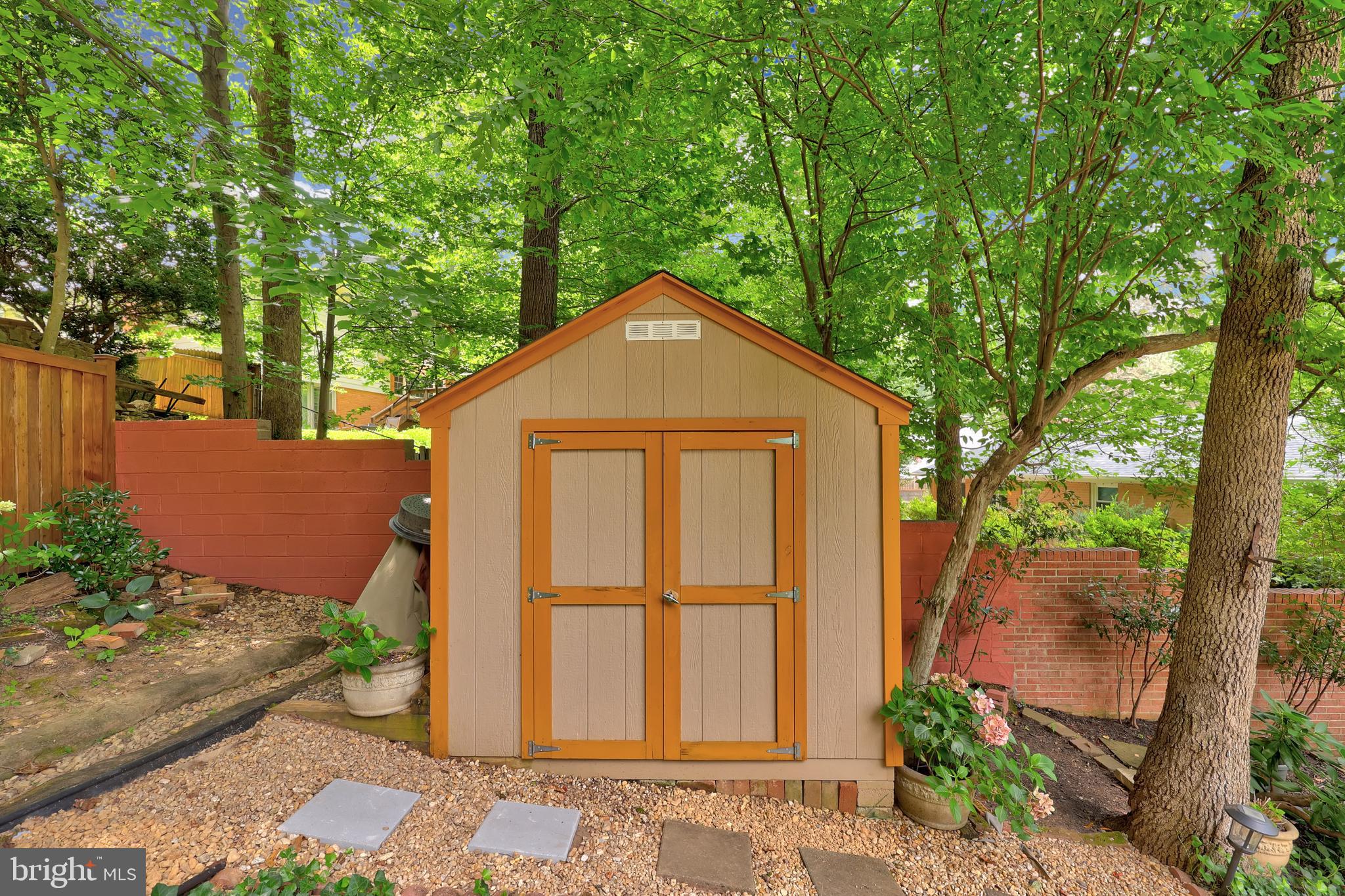 MANTUA HILLS - Residential