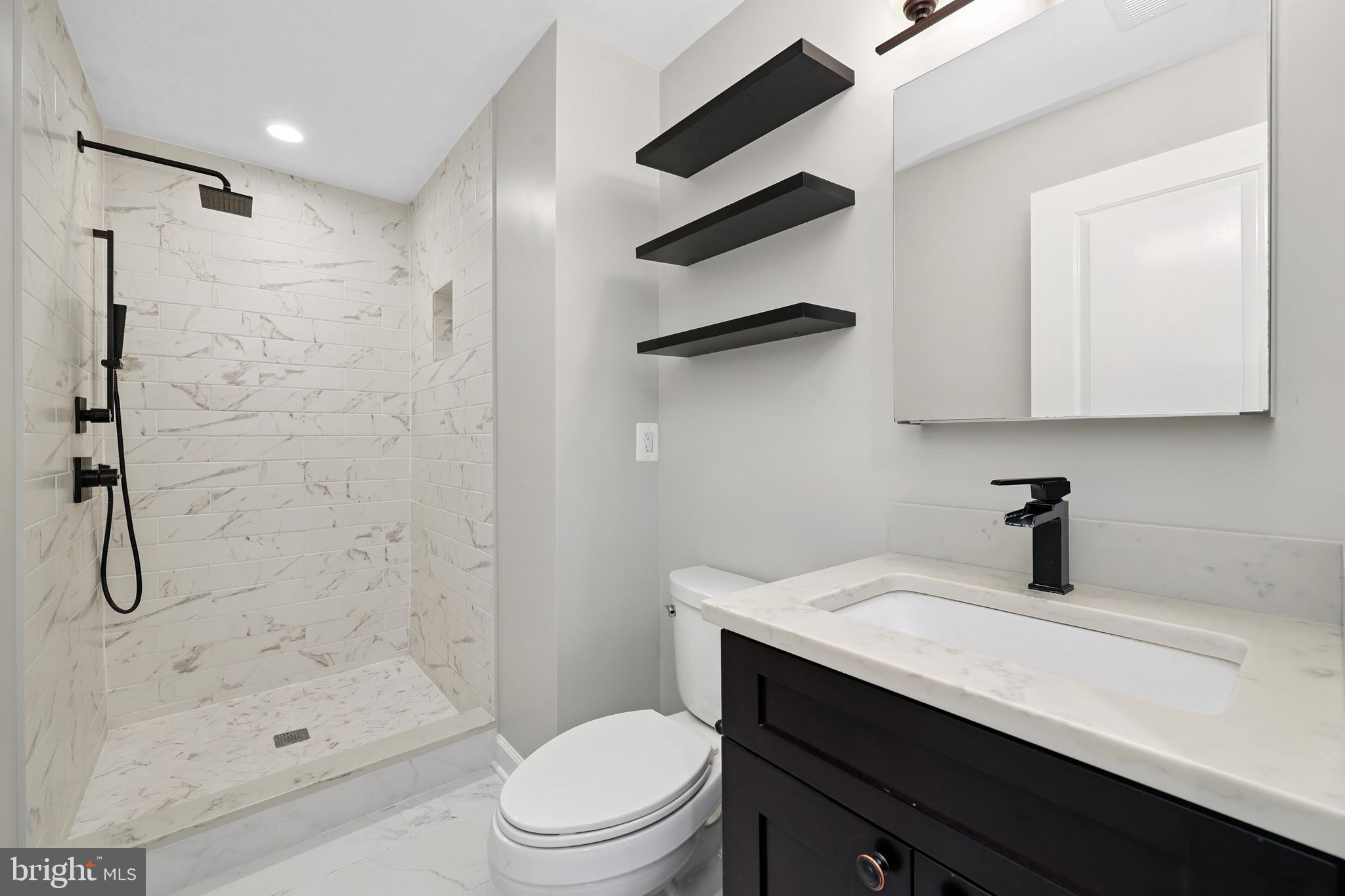 MANTUA HILLS - Residential