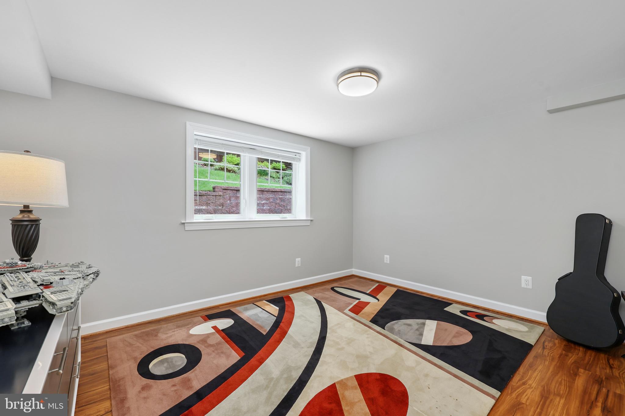 MANTUA HILLS - Residential