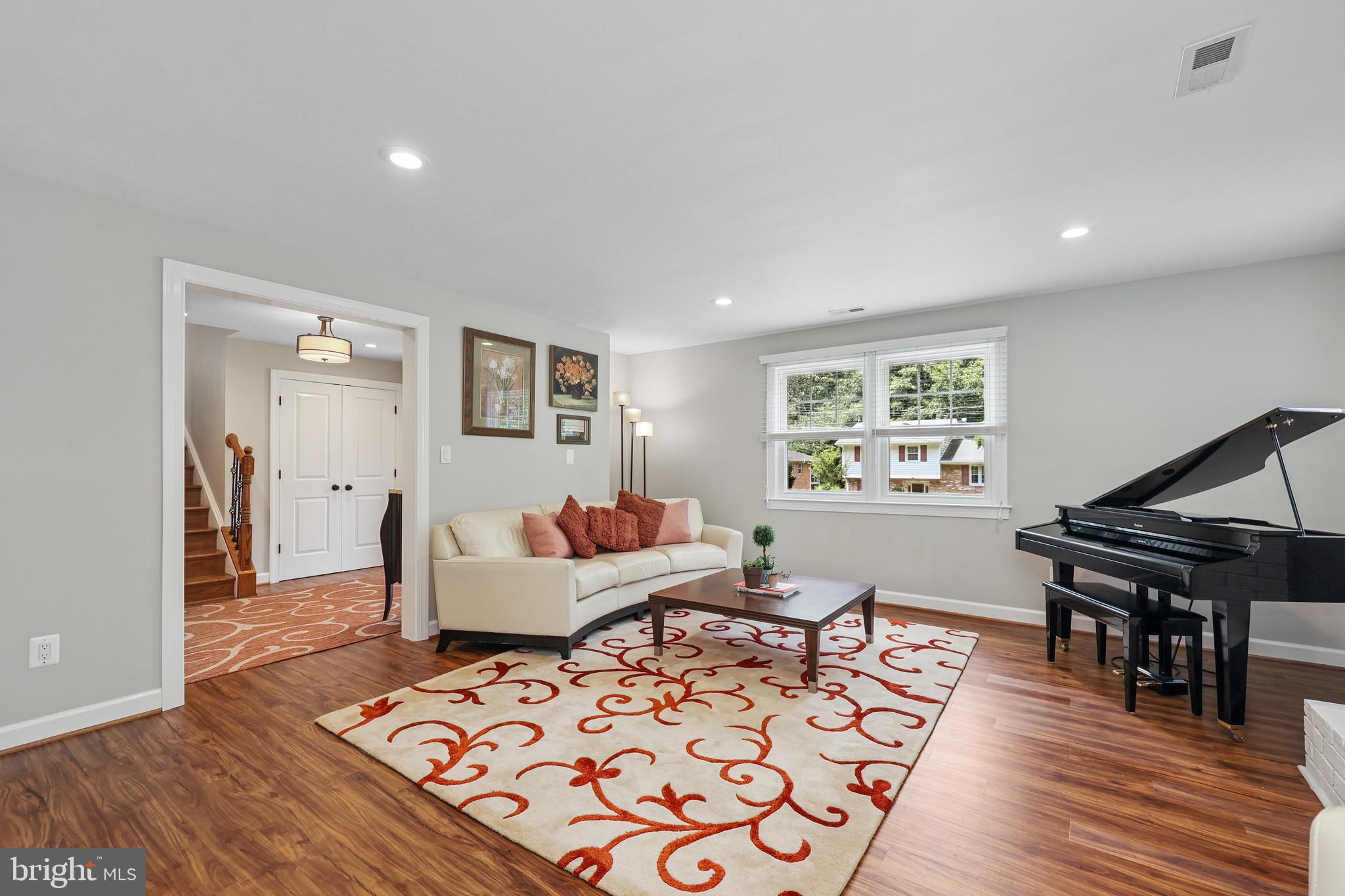 MANTUA HILLS - Residential