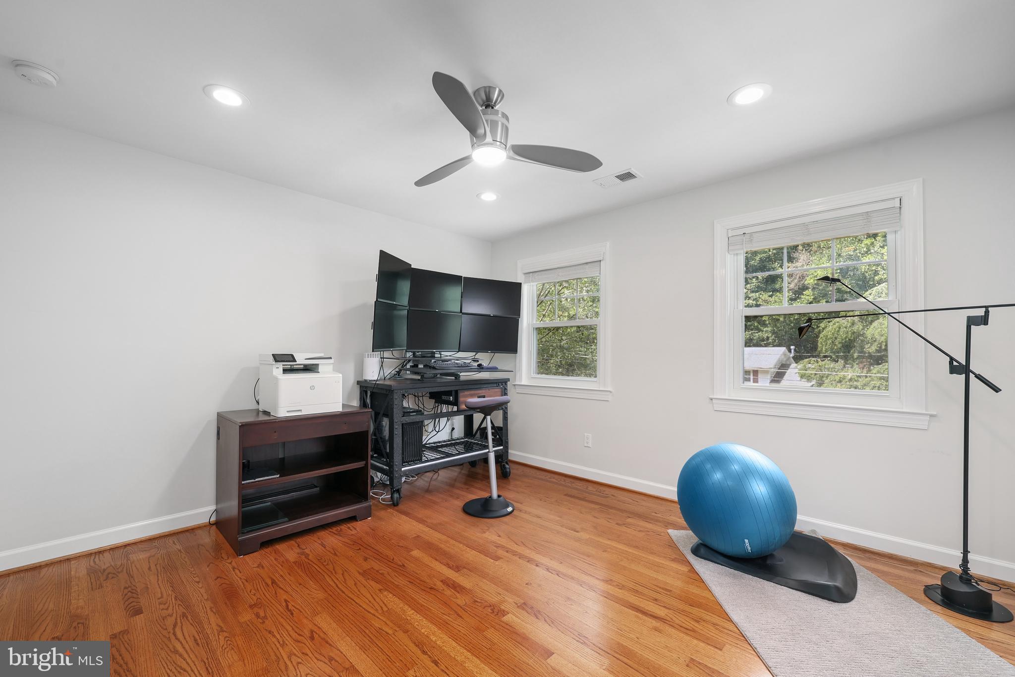 MANTUA HILLS - Residential