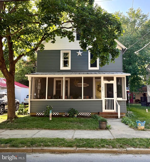 Homes For Sale - 222 S 2nd Street<br/> DENTON, MD 21629