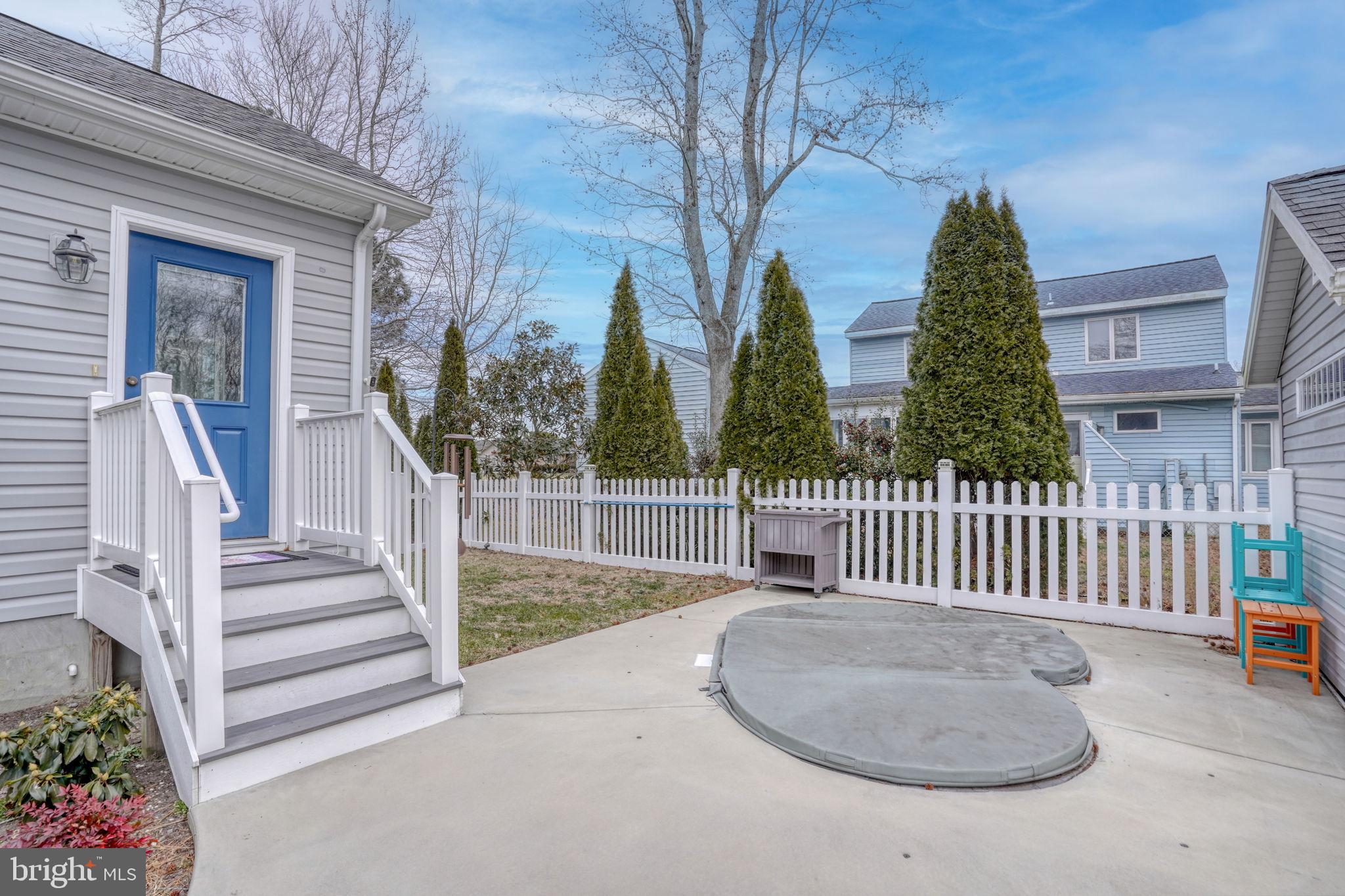 WEST OCEAN FARMS - Residential