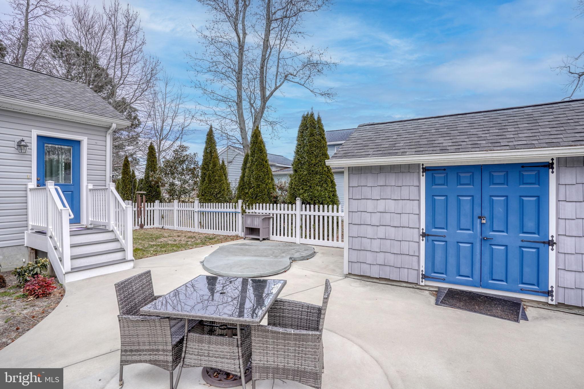 WEST OCEAN FARMS - Residential