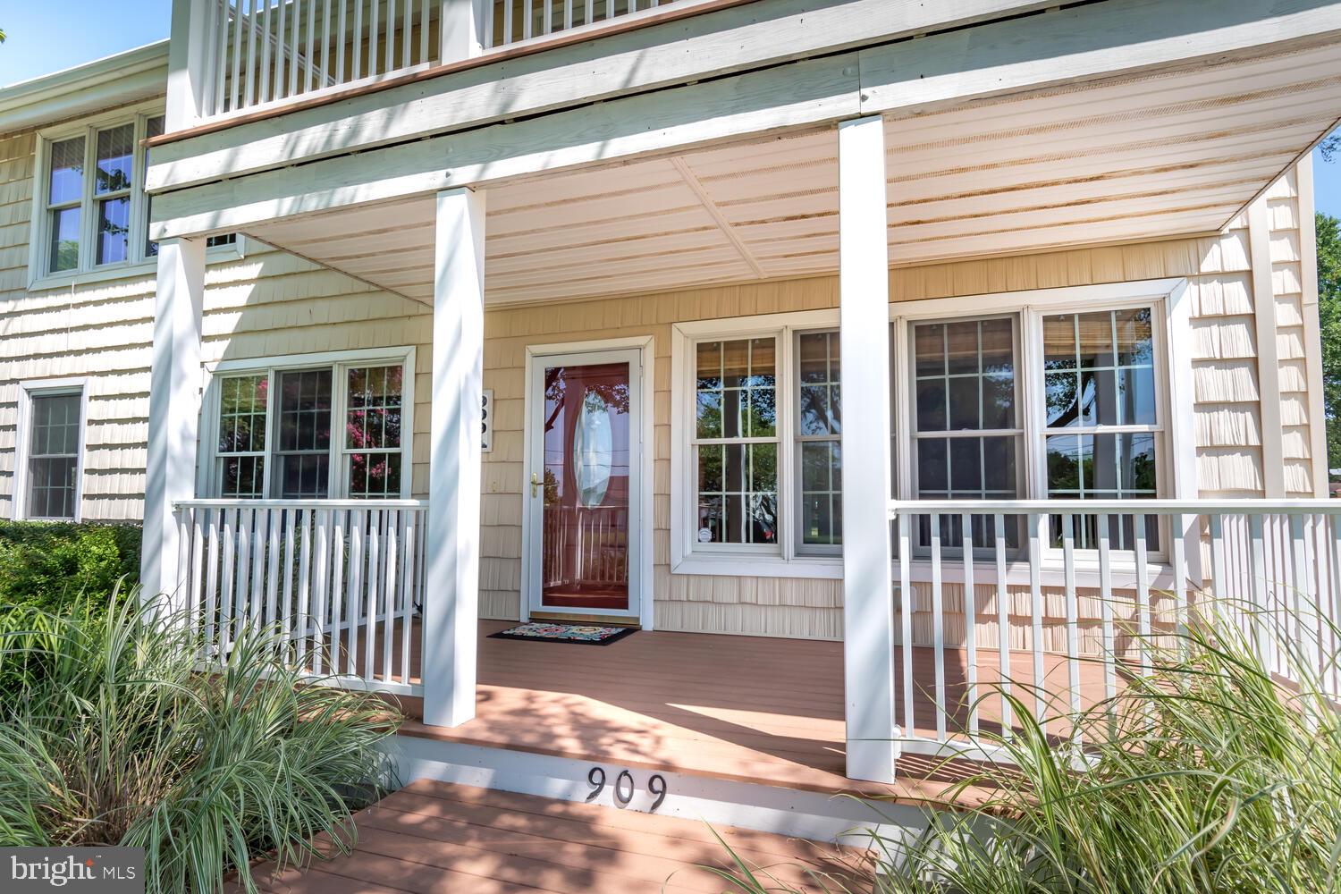 BAY CITY - Residential