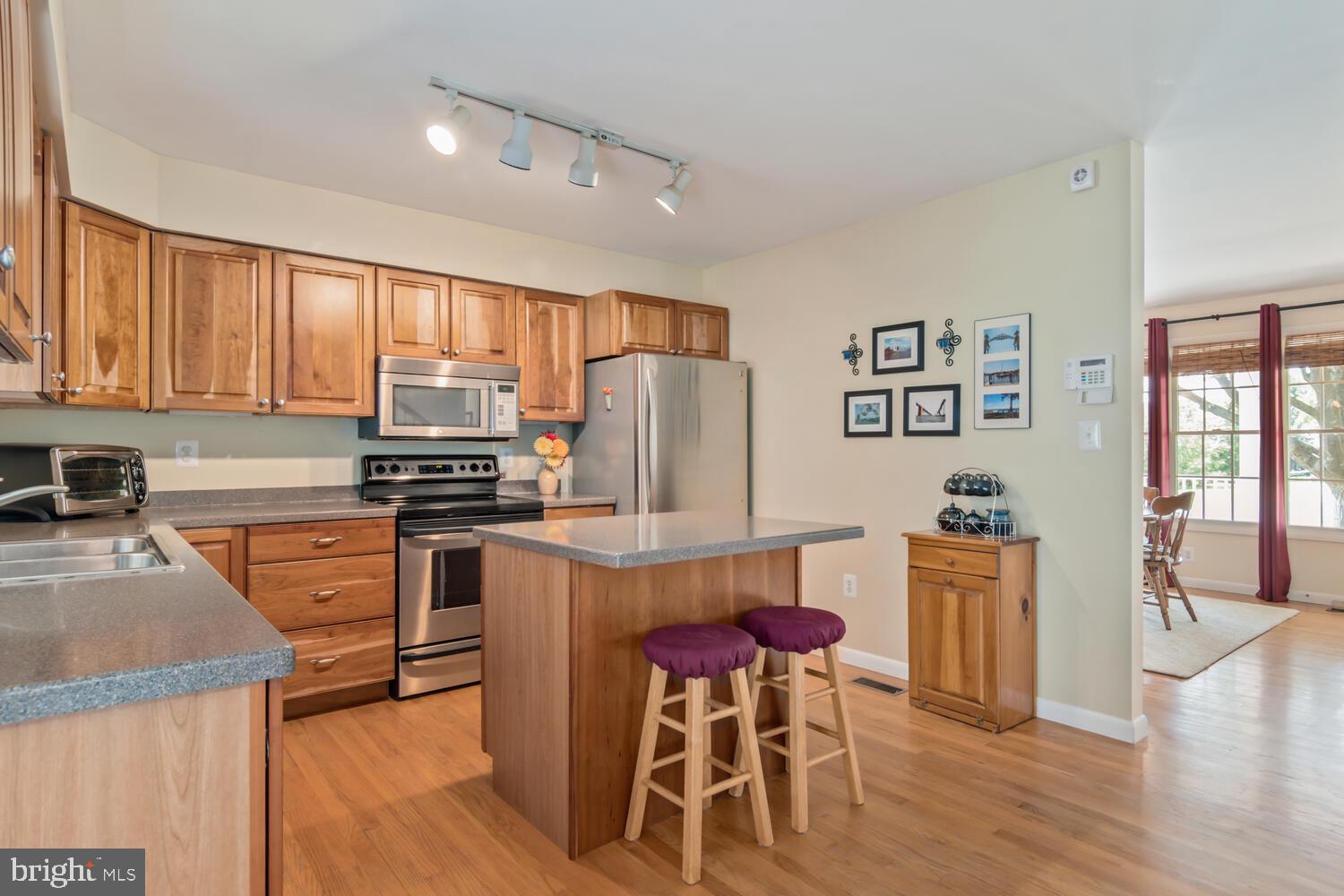 BAY CITY - Residential