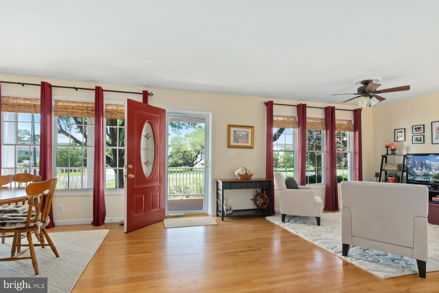 BAY CITY - Residential