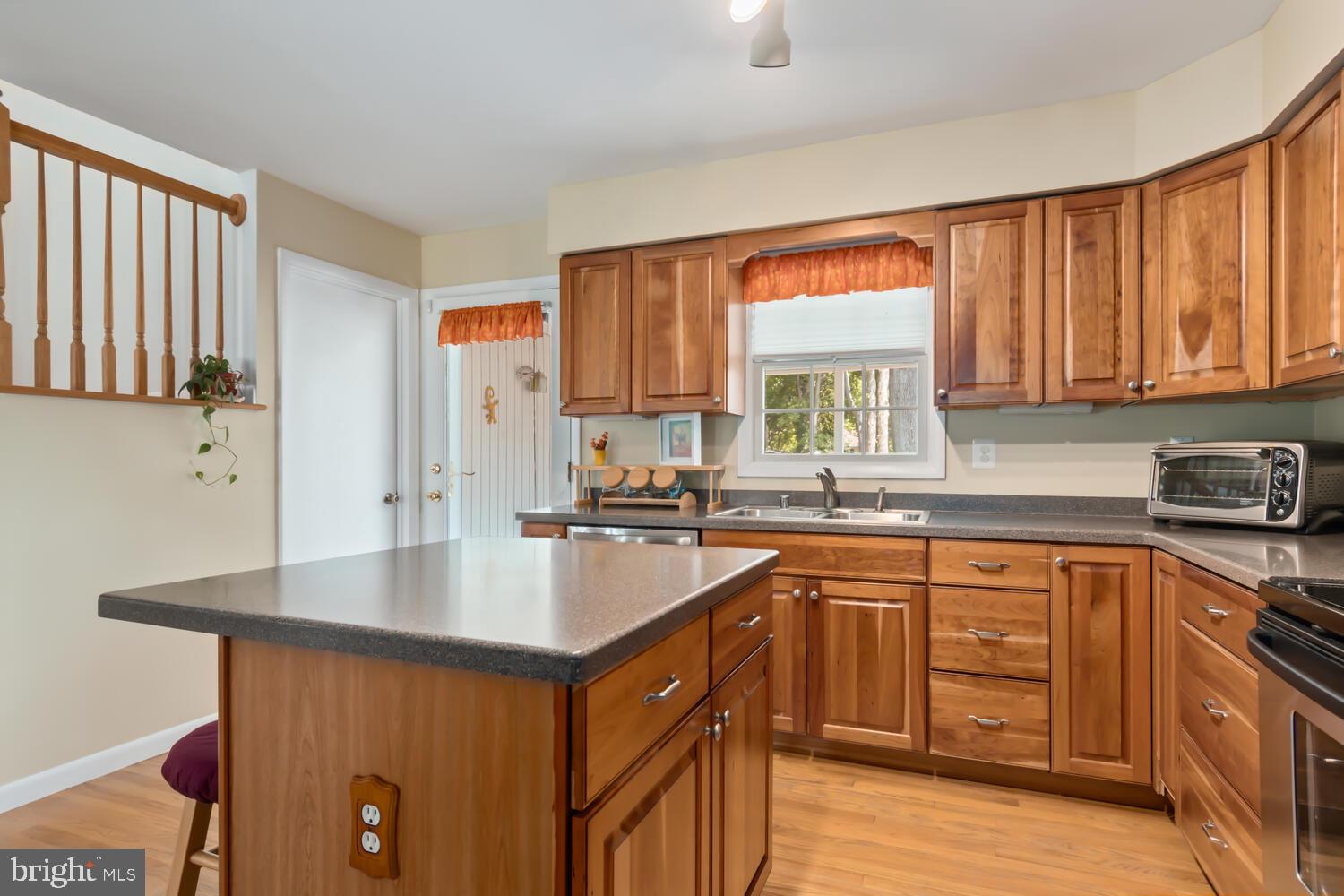 BAY CITY - Residential