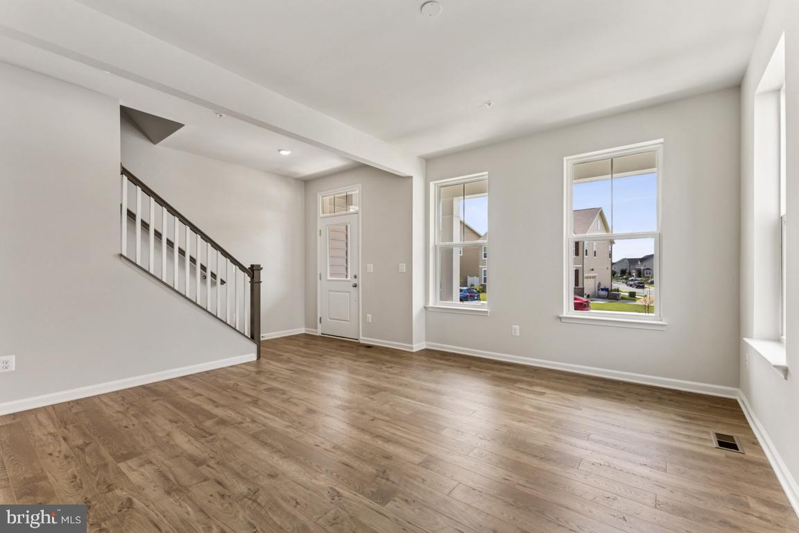 9898 SELKIE LANE