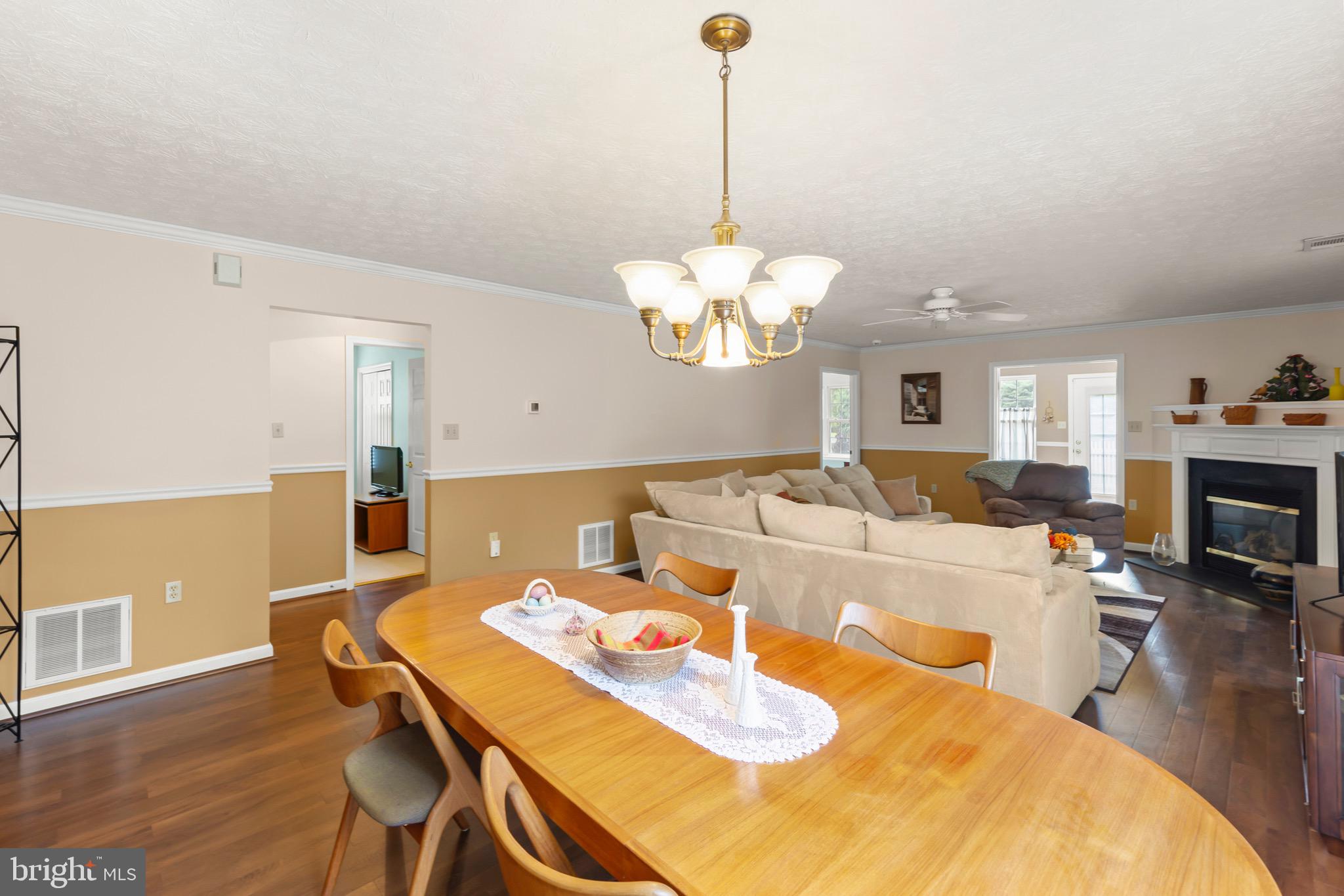 100 CANDLEWICK DRIVE
