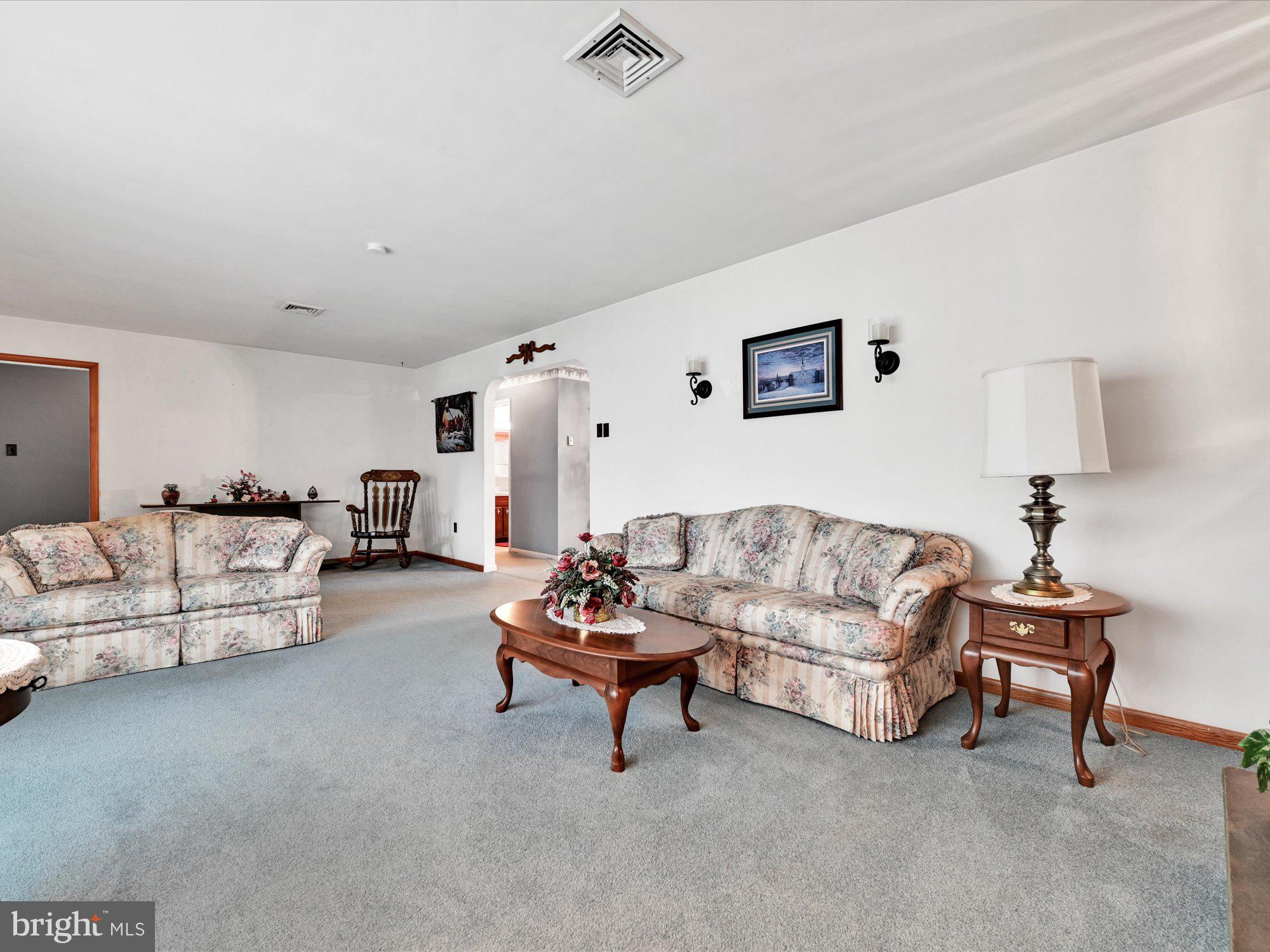 MAYTOWN - Residential