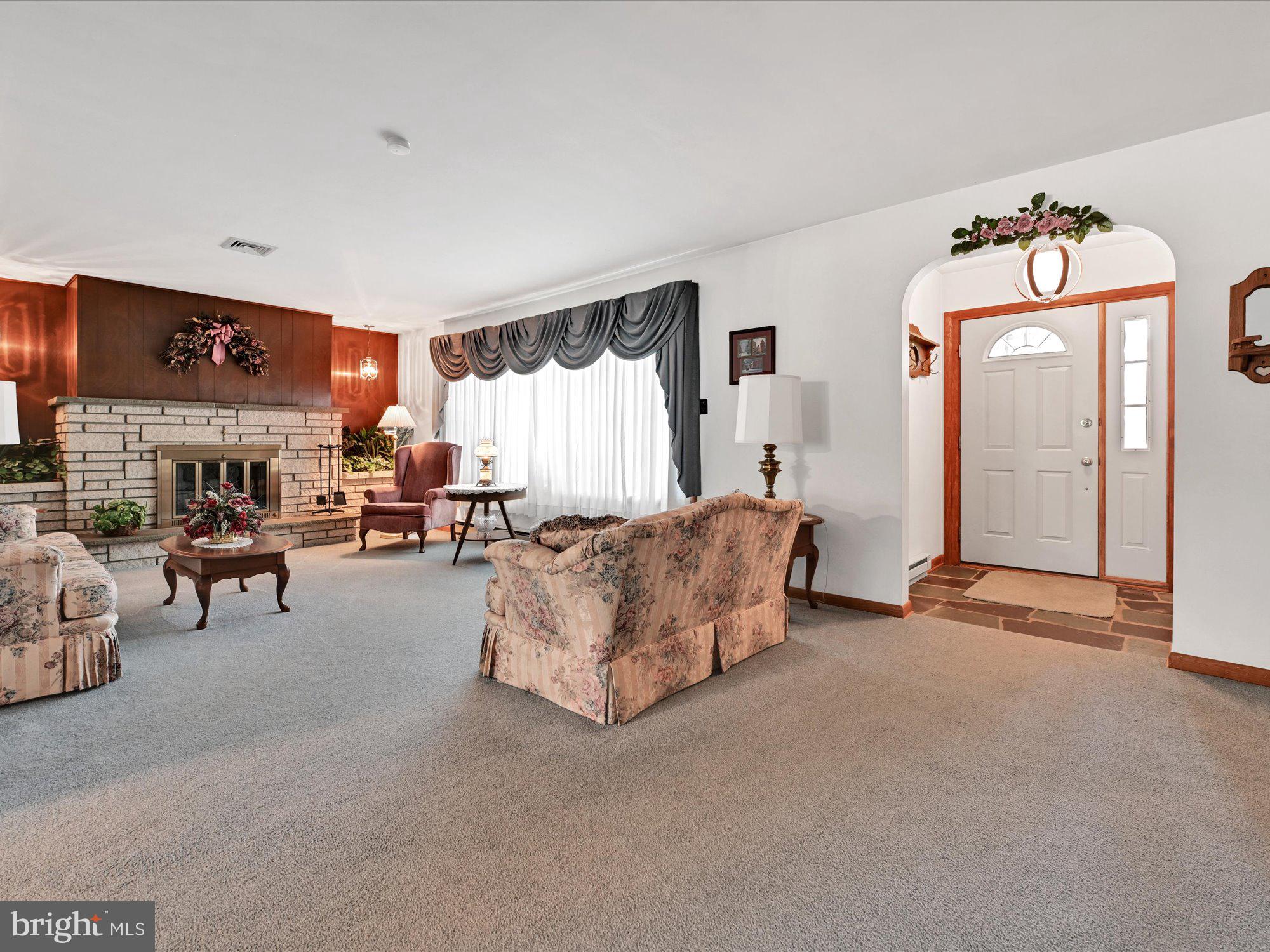 MAYTOWN - Residential