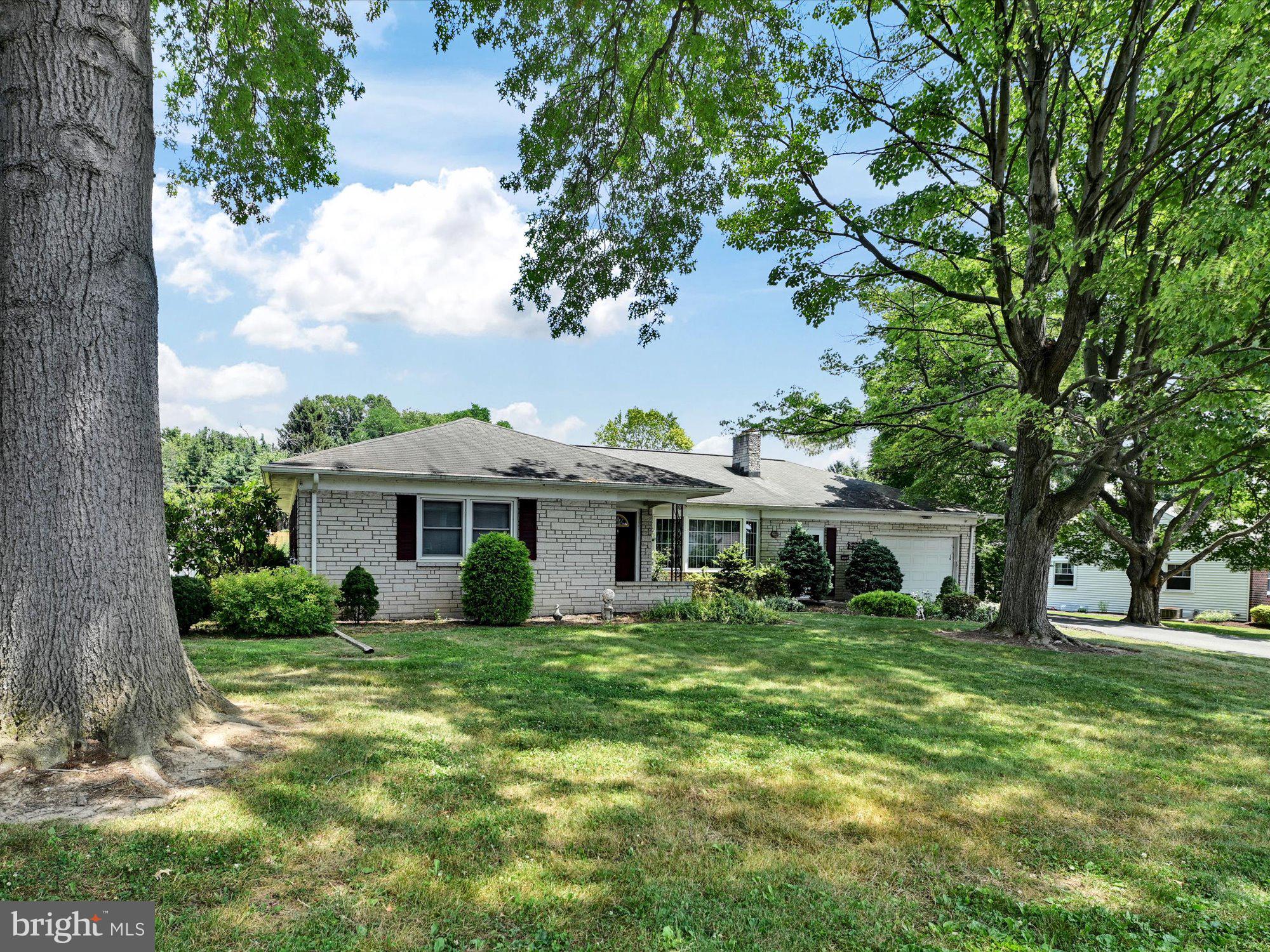 MAYTOWN - Residential