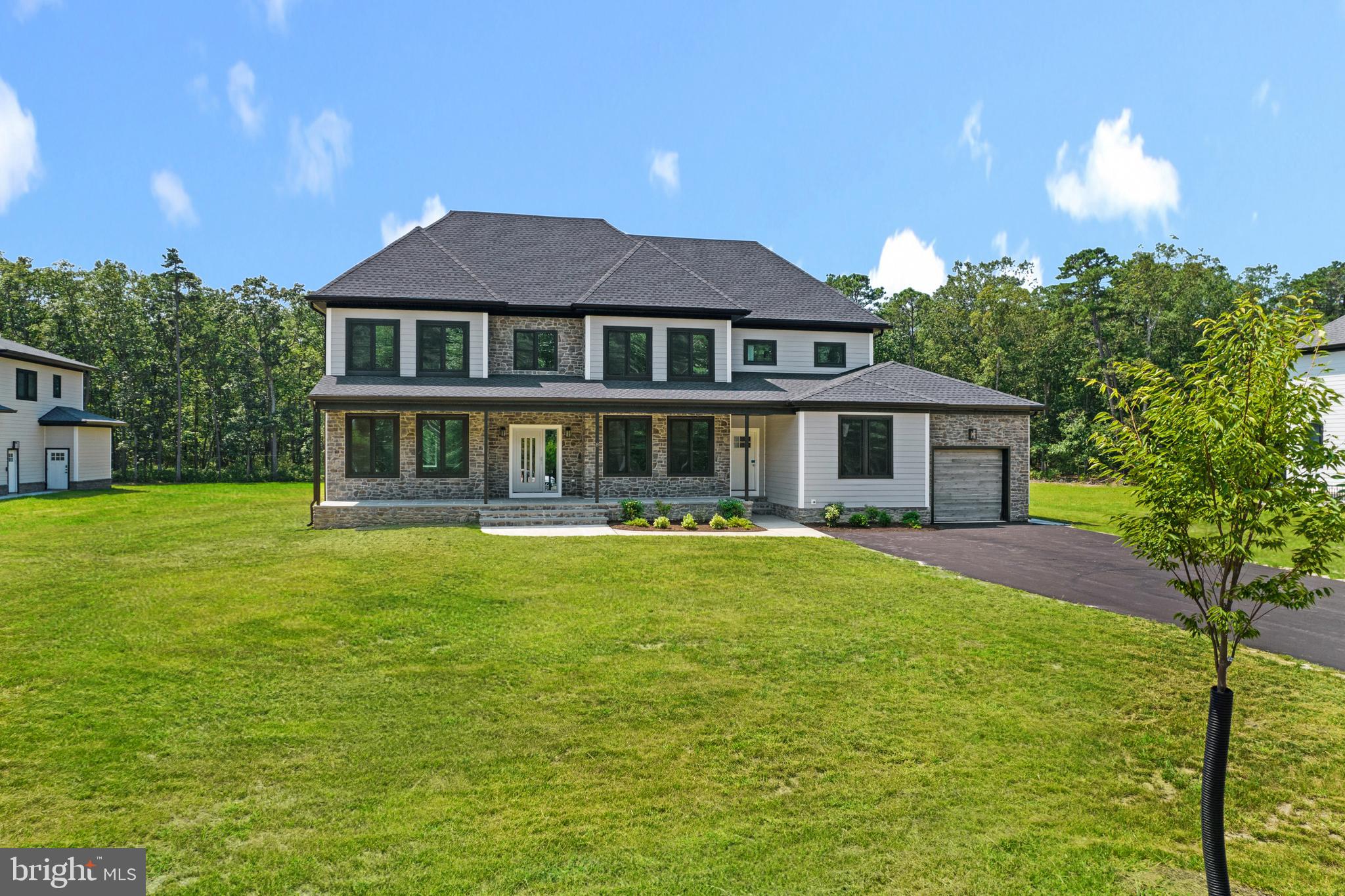 8 HAYSTACK COURT