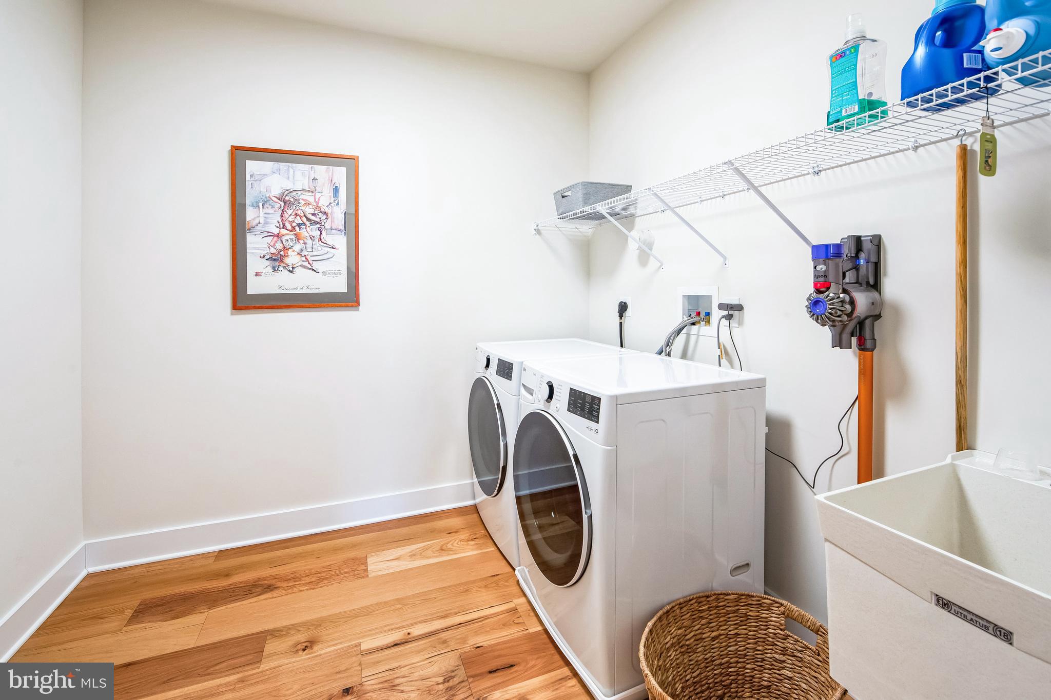 SAWMILL COURT - Residential