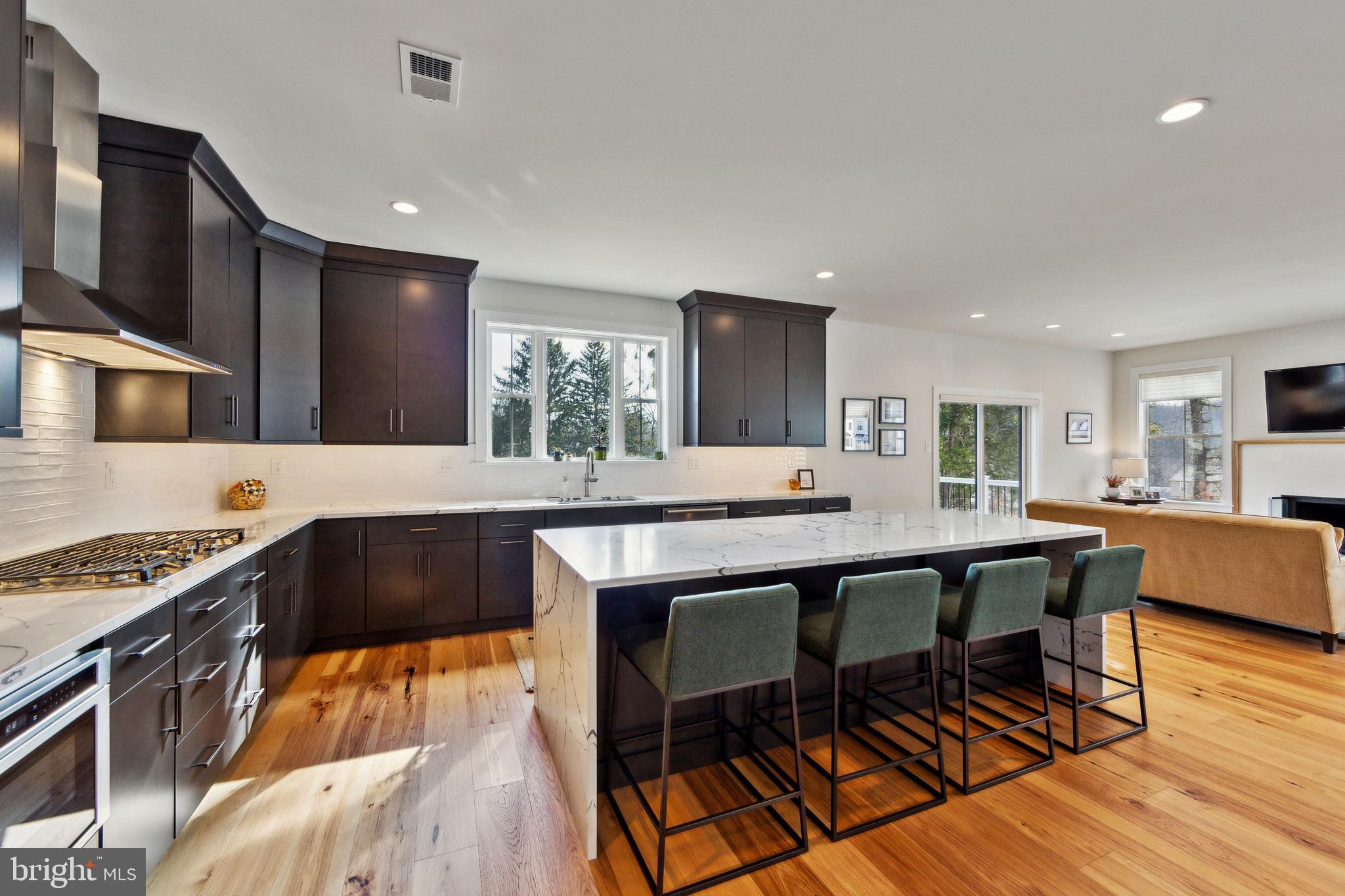 SAWMILL COURT - Residential