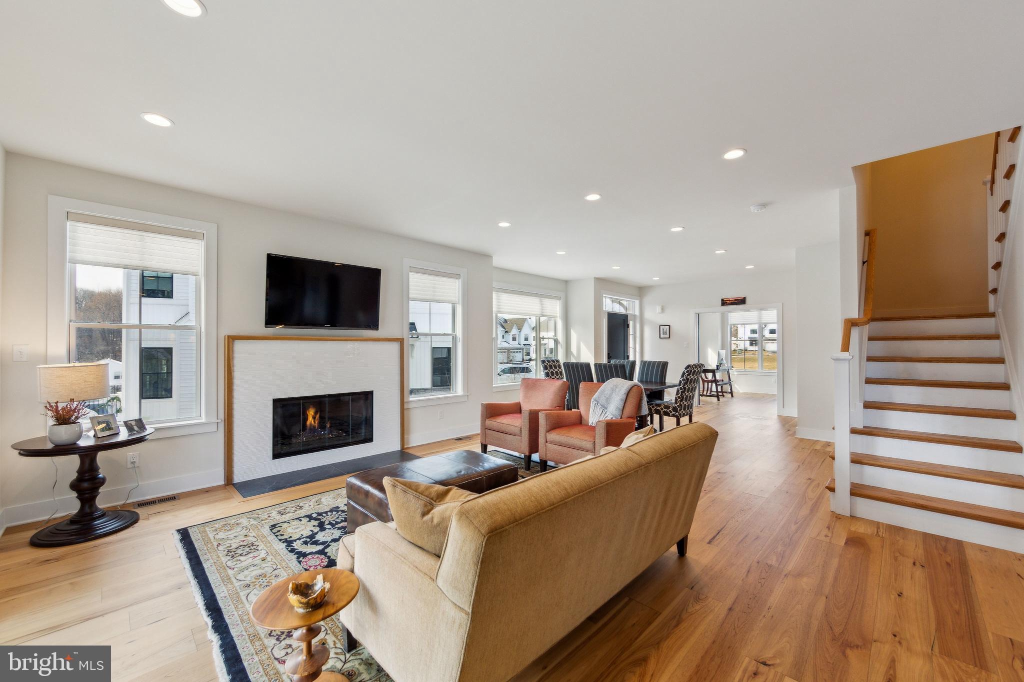 SAWMILL COURT - Residential