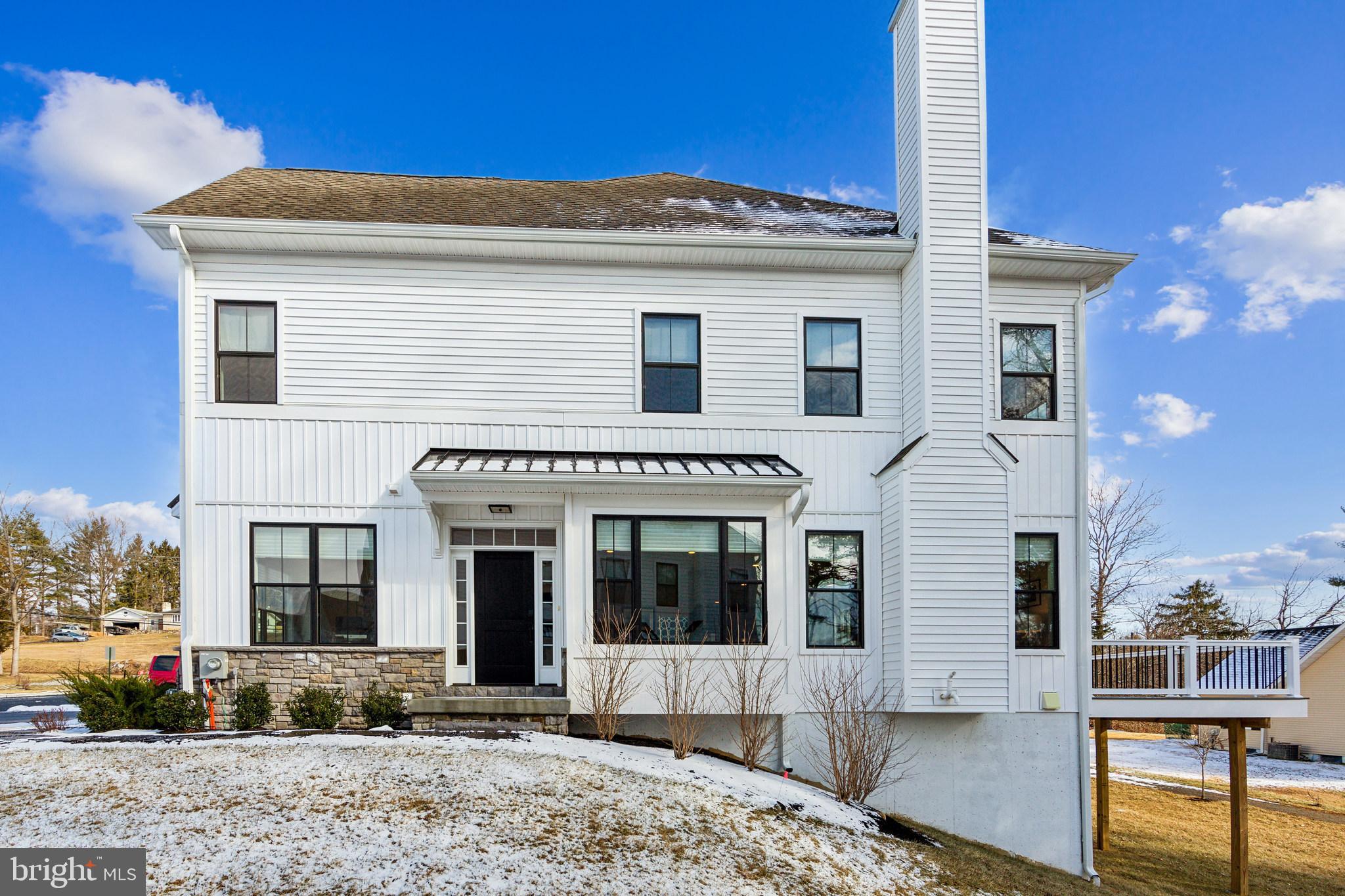 SAWMILL COURT - Residential