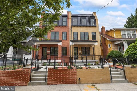 4411.5 ILLINOIS AVENUE NW WASHINGTON DC 20011