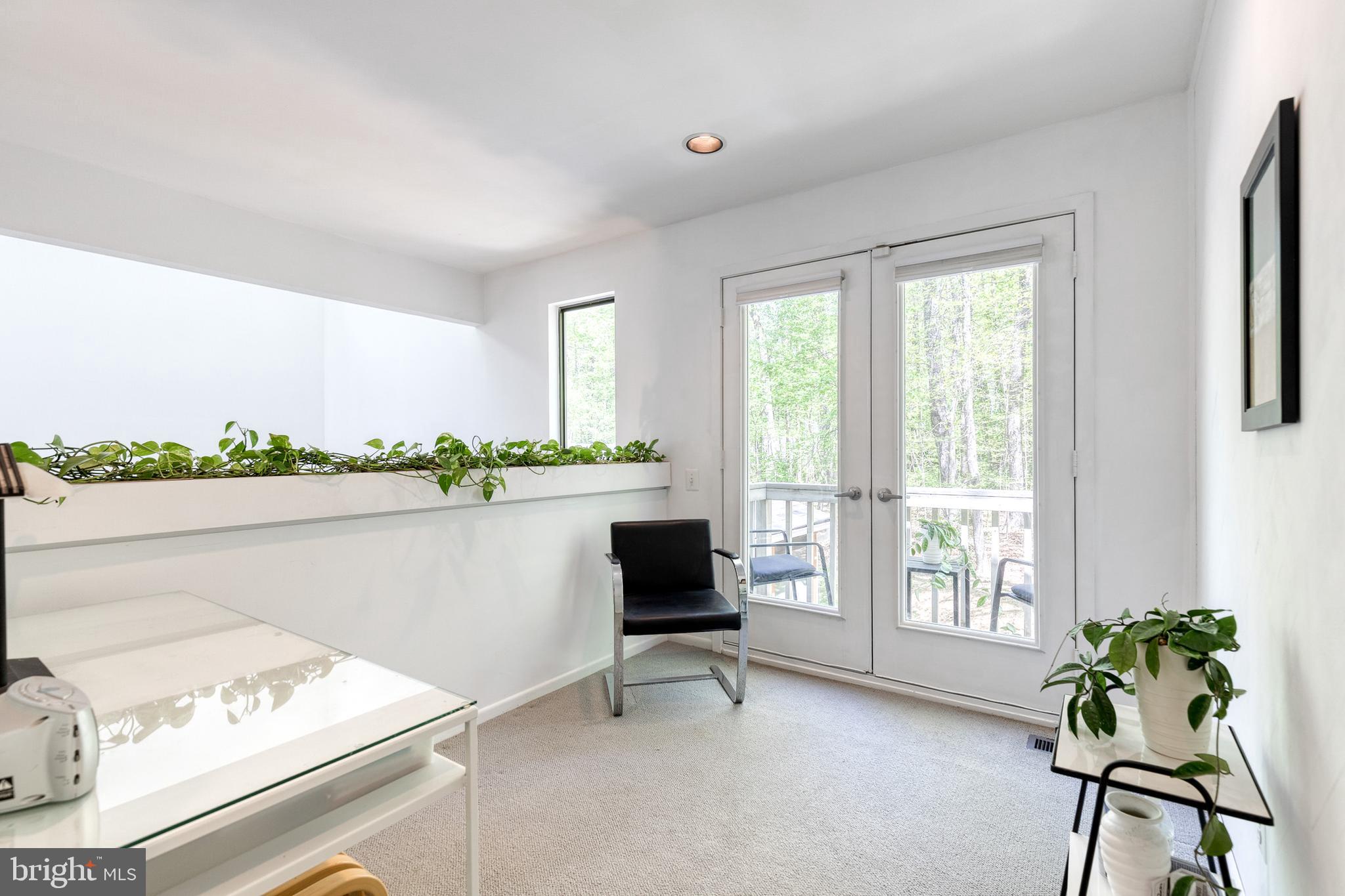 VALLEY HILLS - Residential