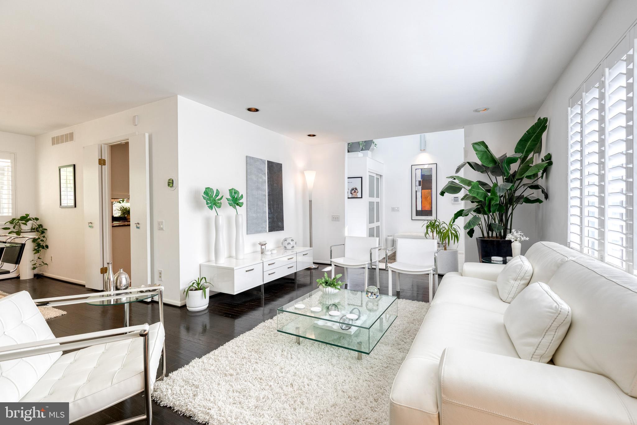 VALLEY HILLS - Residential