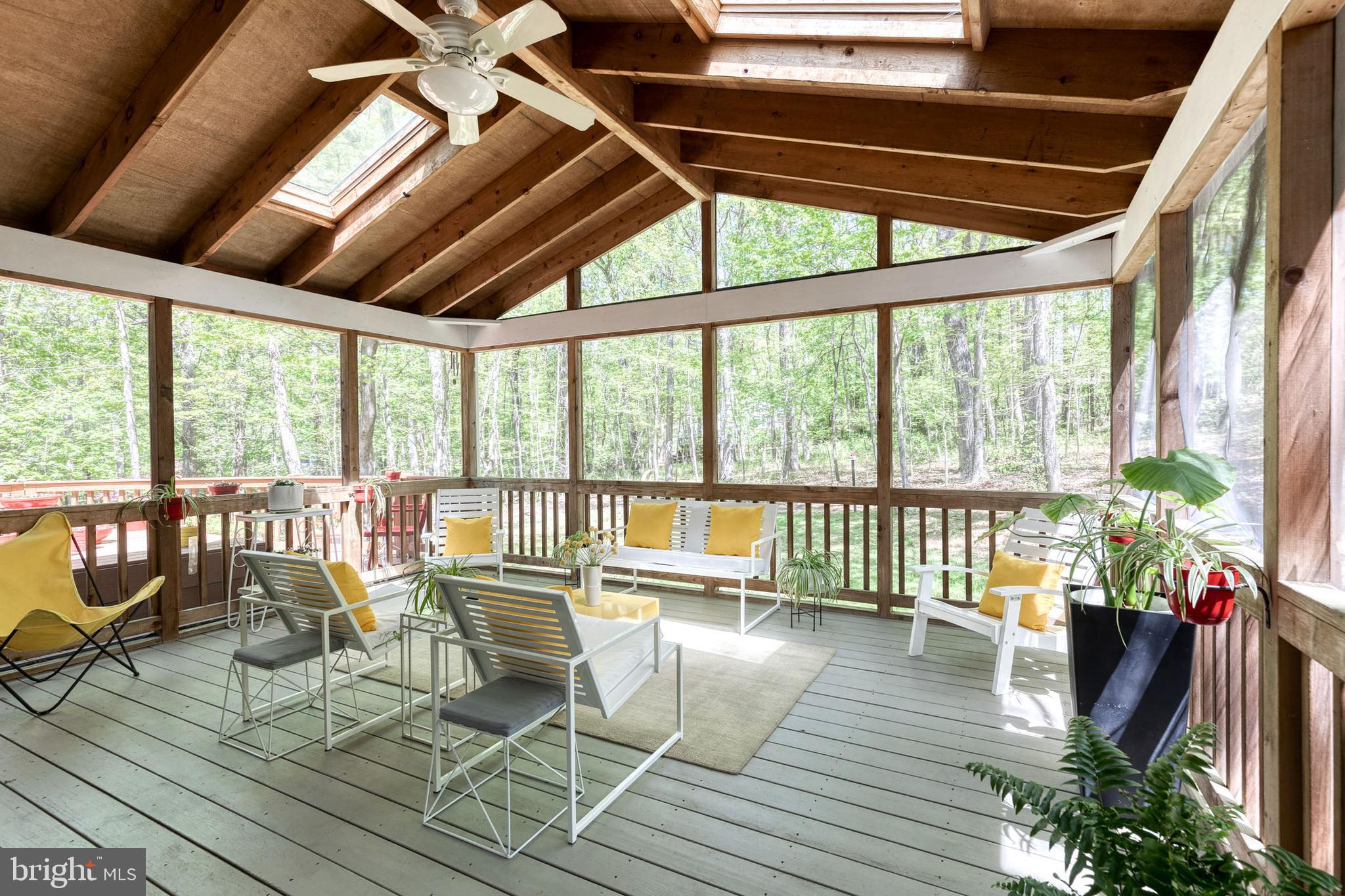 VALLEY HILLS - Residential