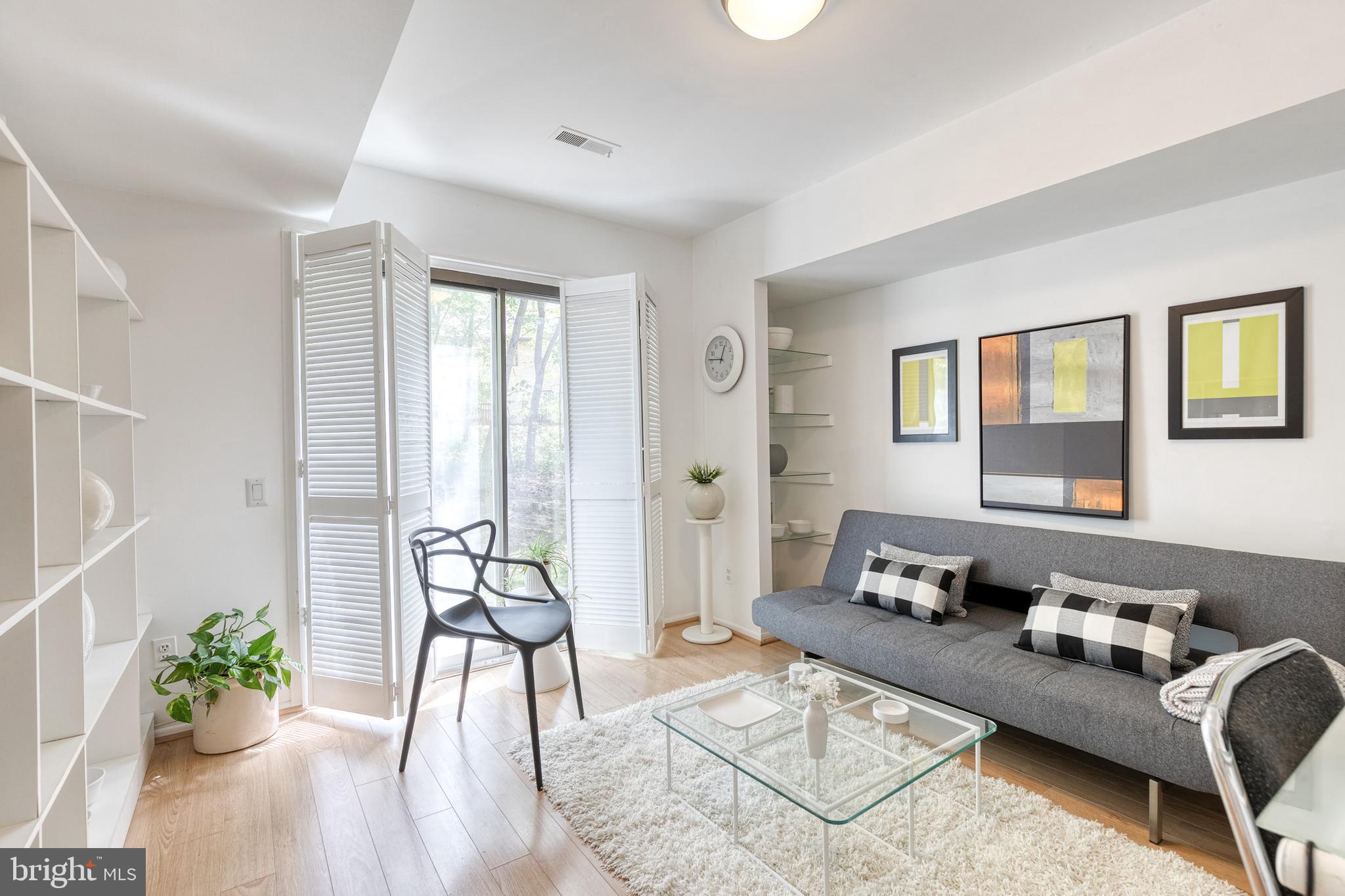 VALLEY HILLS - Residential