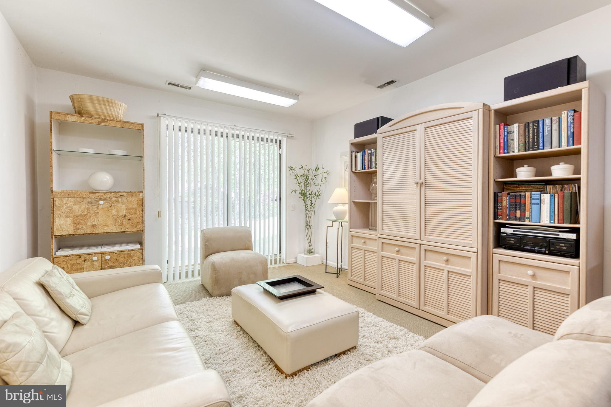 VALLEY HILLS - Residential