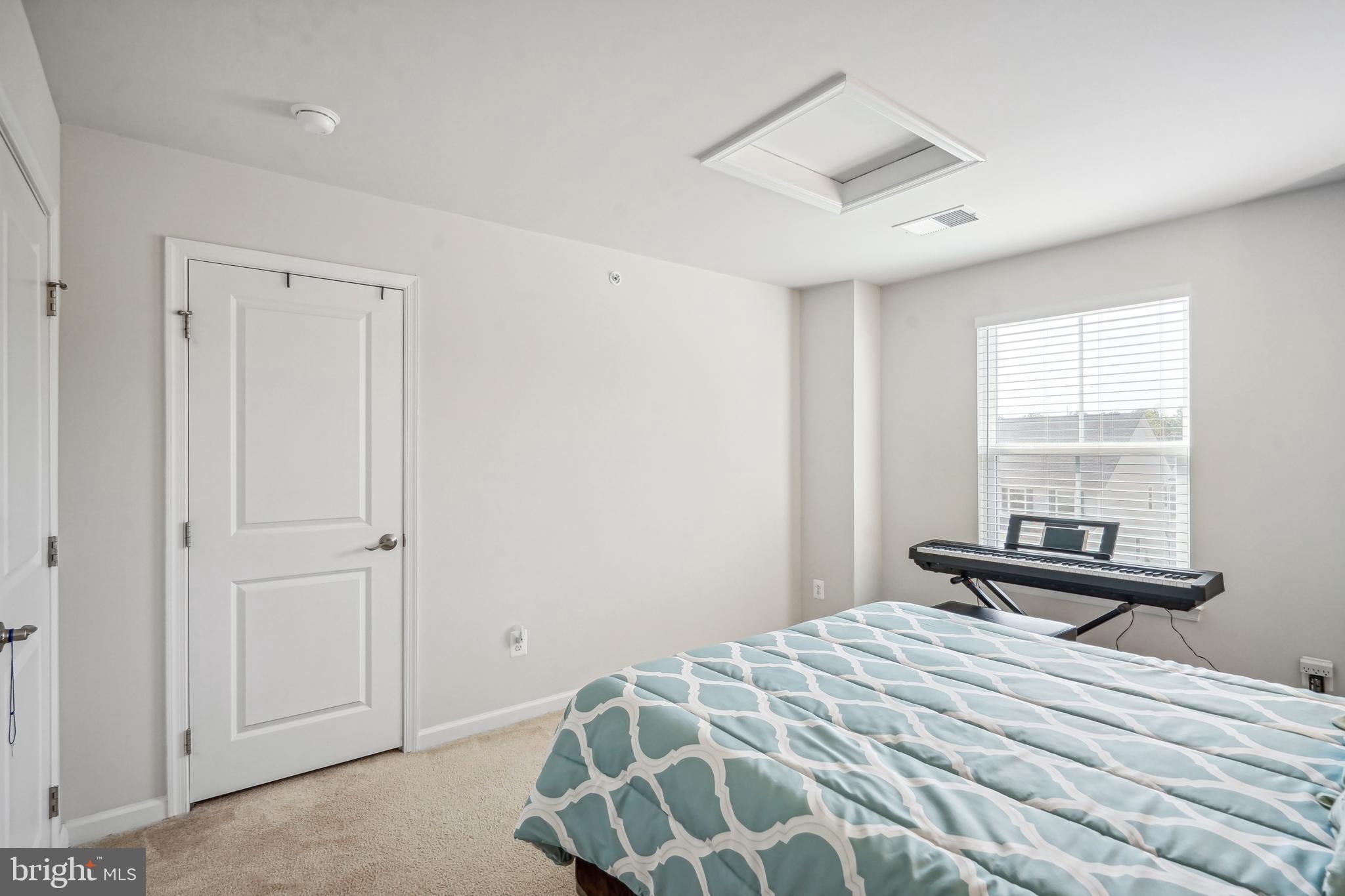 POTOMAC SHORES - Residential