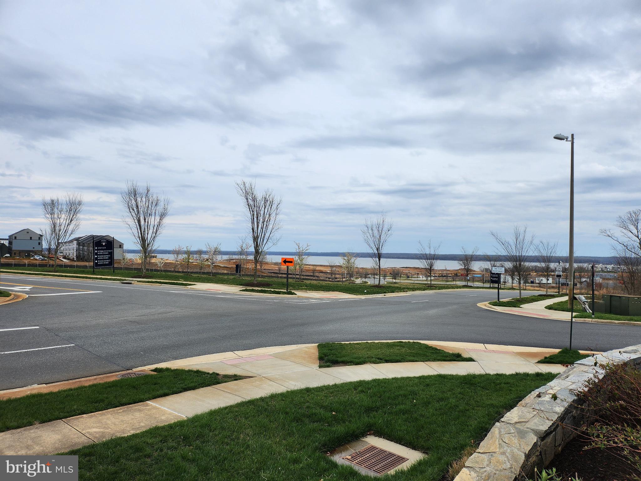 POTOMAC SHORES - Residential