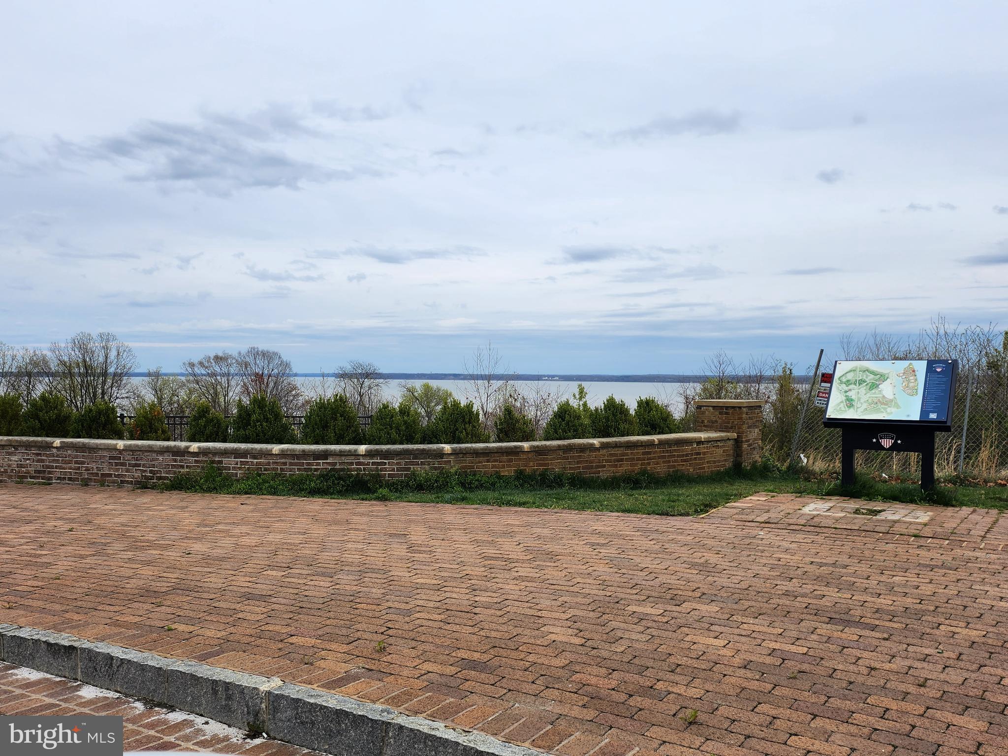 POTOMAC SHORES - Residential