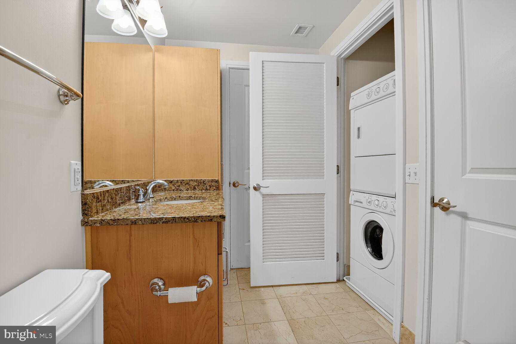 ONE PARK CREST - Residential