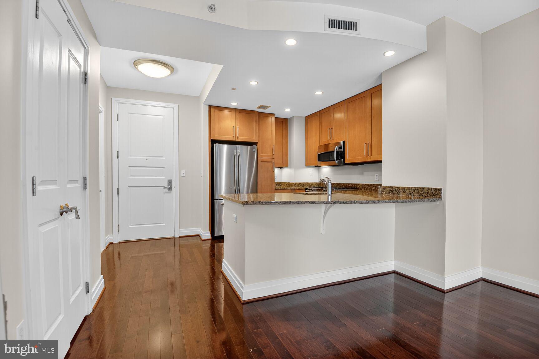 8220 CRESTWOOD HEIGHTS DRIVE 418