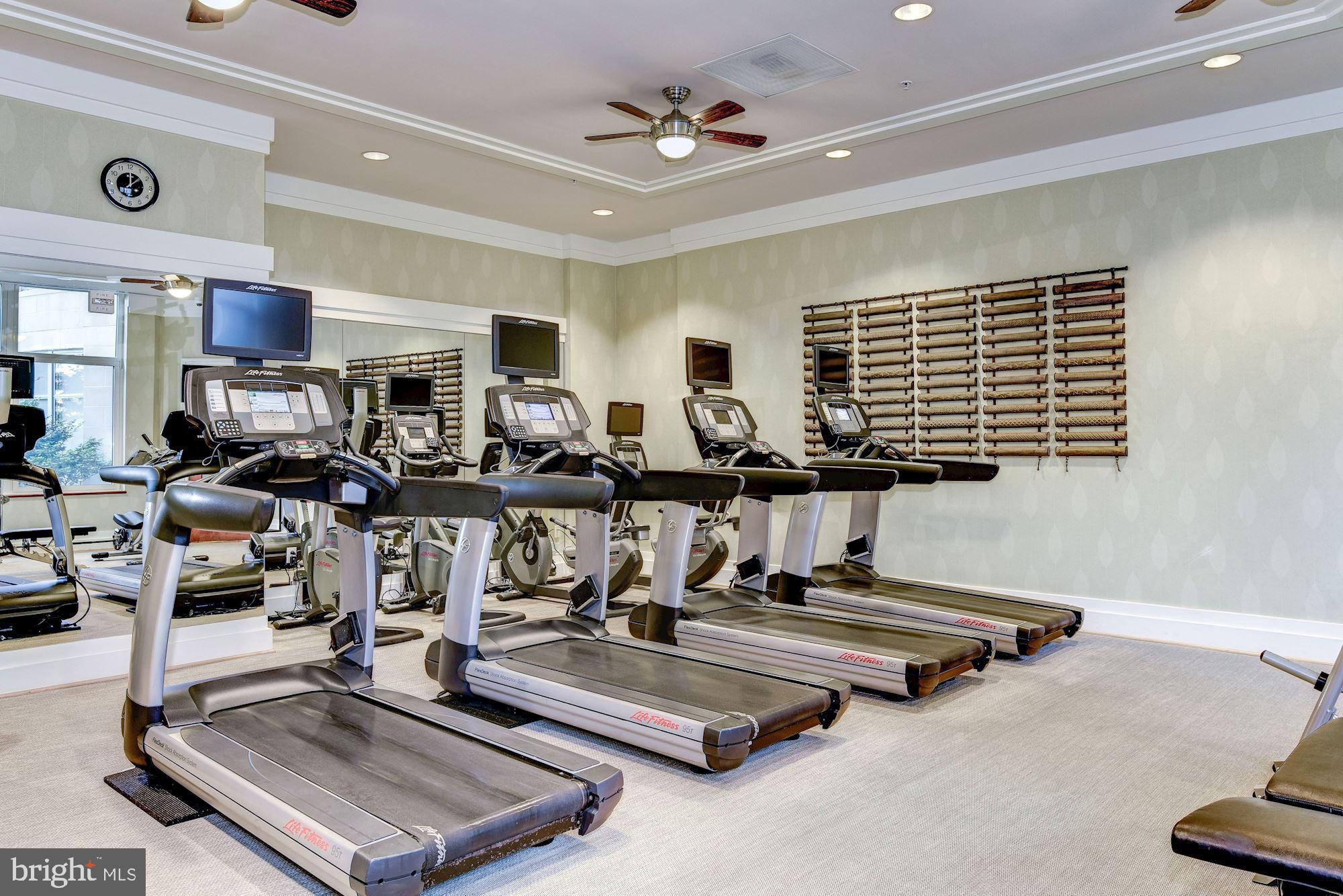 ONE PARK CREST - Residential