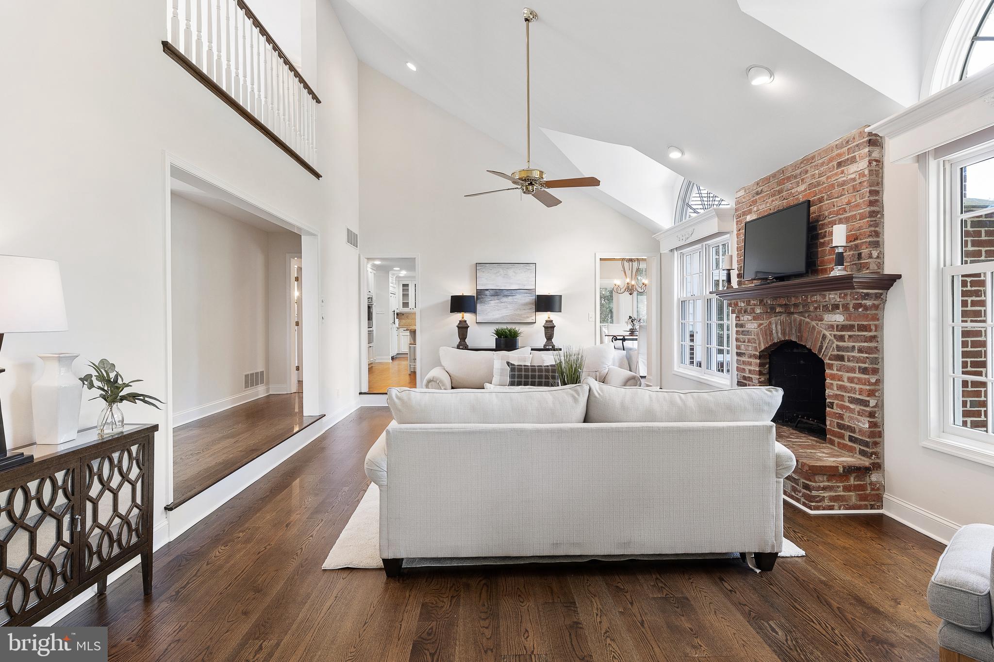 ROSE TREE ESTS - Residential