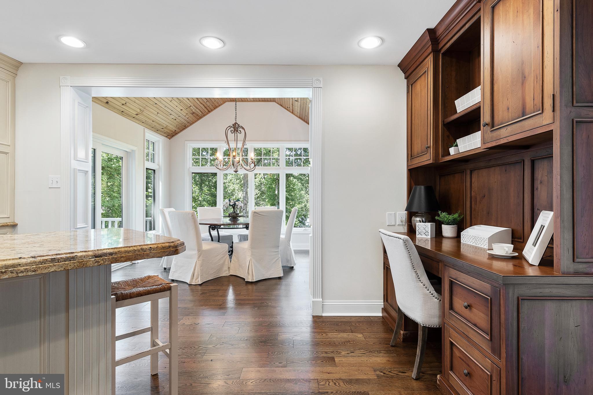 ROSE TREE ESTS - Residential