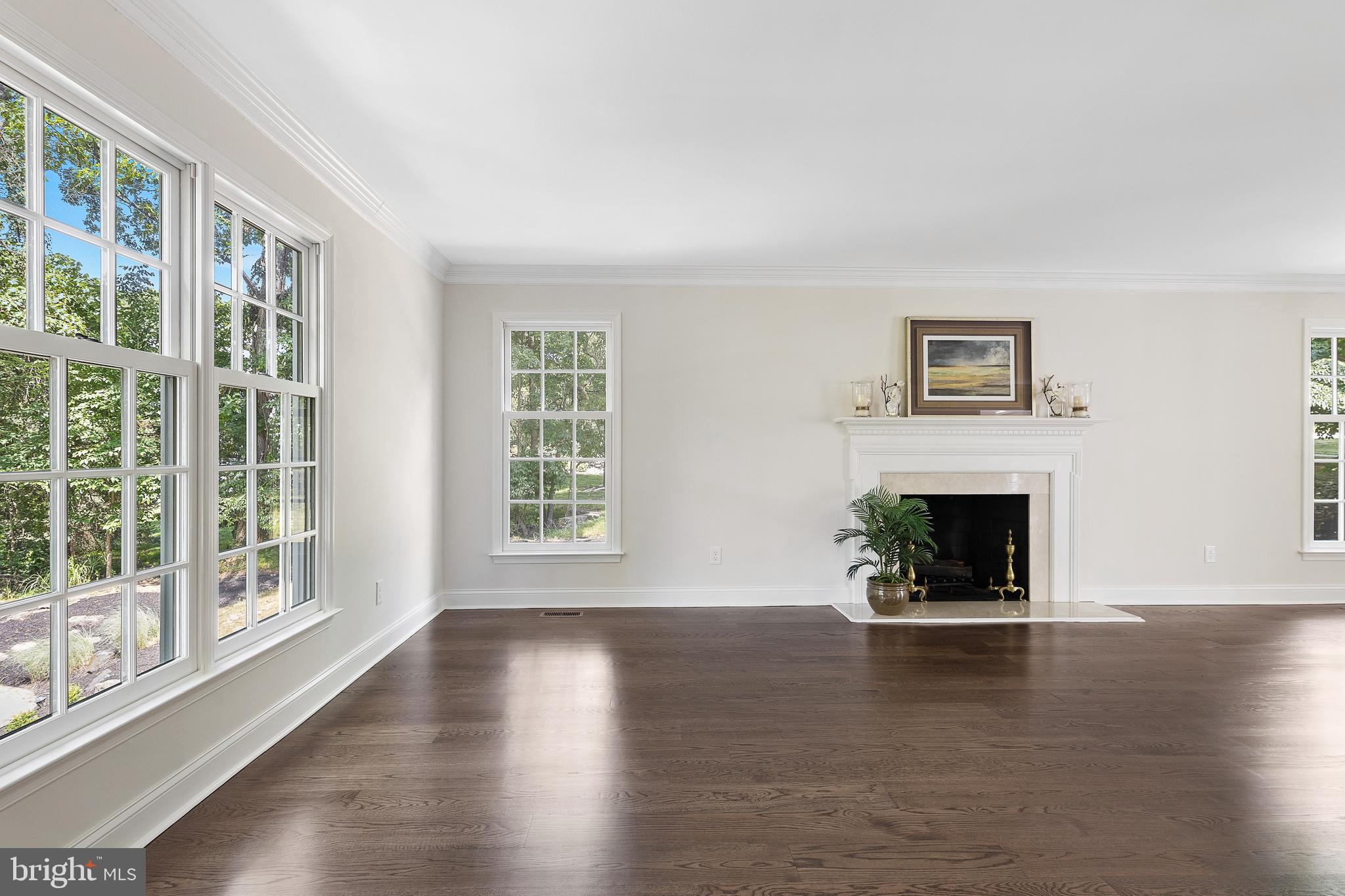 ROSE TREE ESTS - Residential