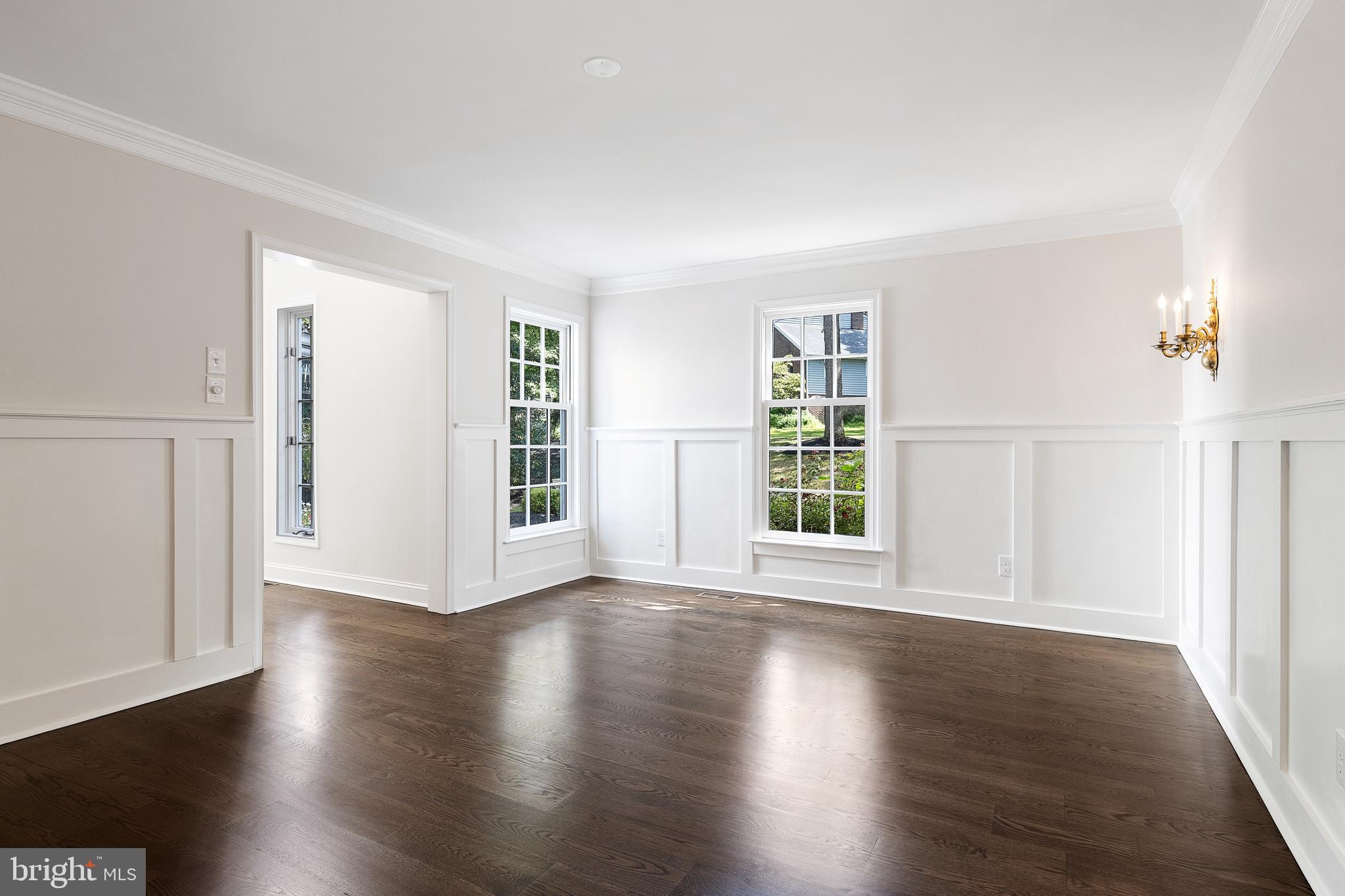 ROSE TREE ESTS - Residential